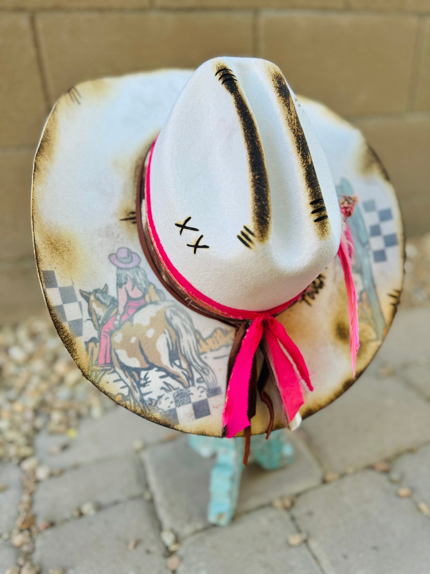 HR- Edgy Cowgirl + Vintage Ivory Brim