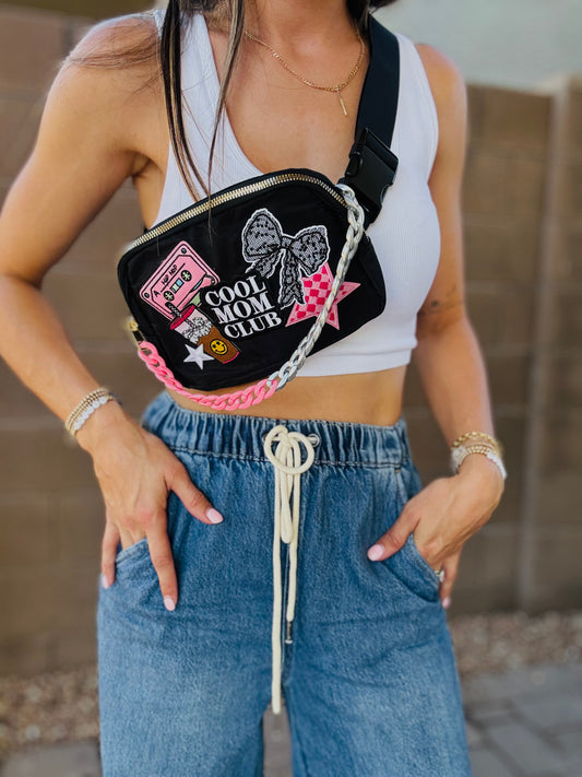 BB-cool mom club smile coffee - BLack BELT BAG