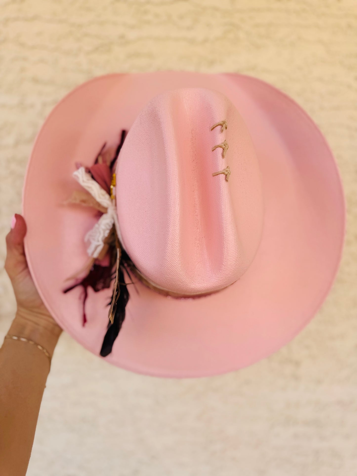 CB- Bombshell PINK BRIM- CLASSIC STRAW COWGIRL