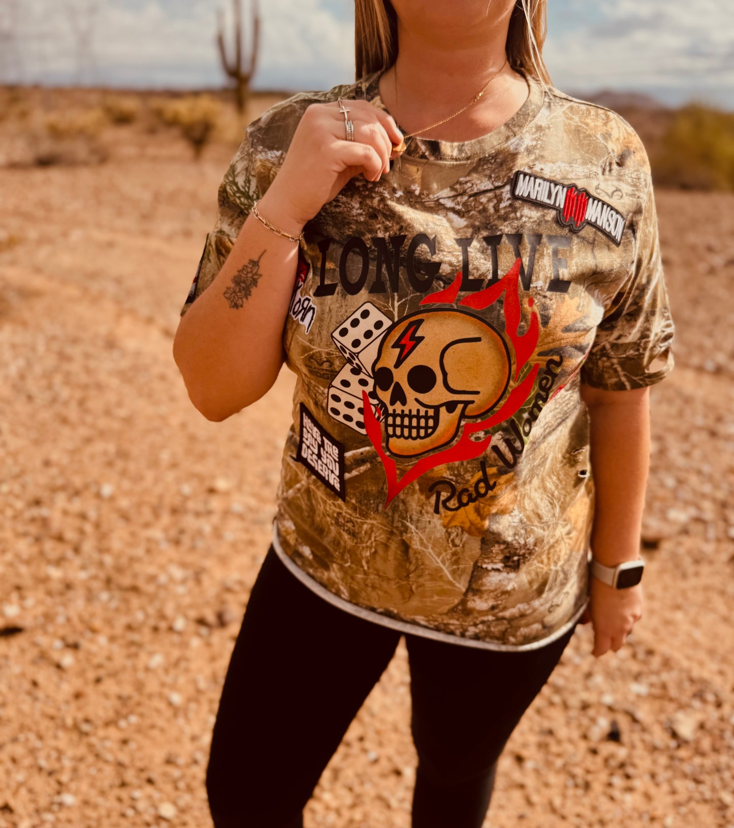 VT- LONG LIVE RAD WOMEN day you deserve band patches - REALTREE CAMO TSHIRT