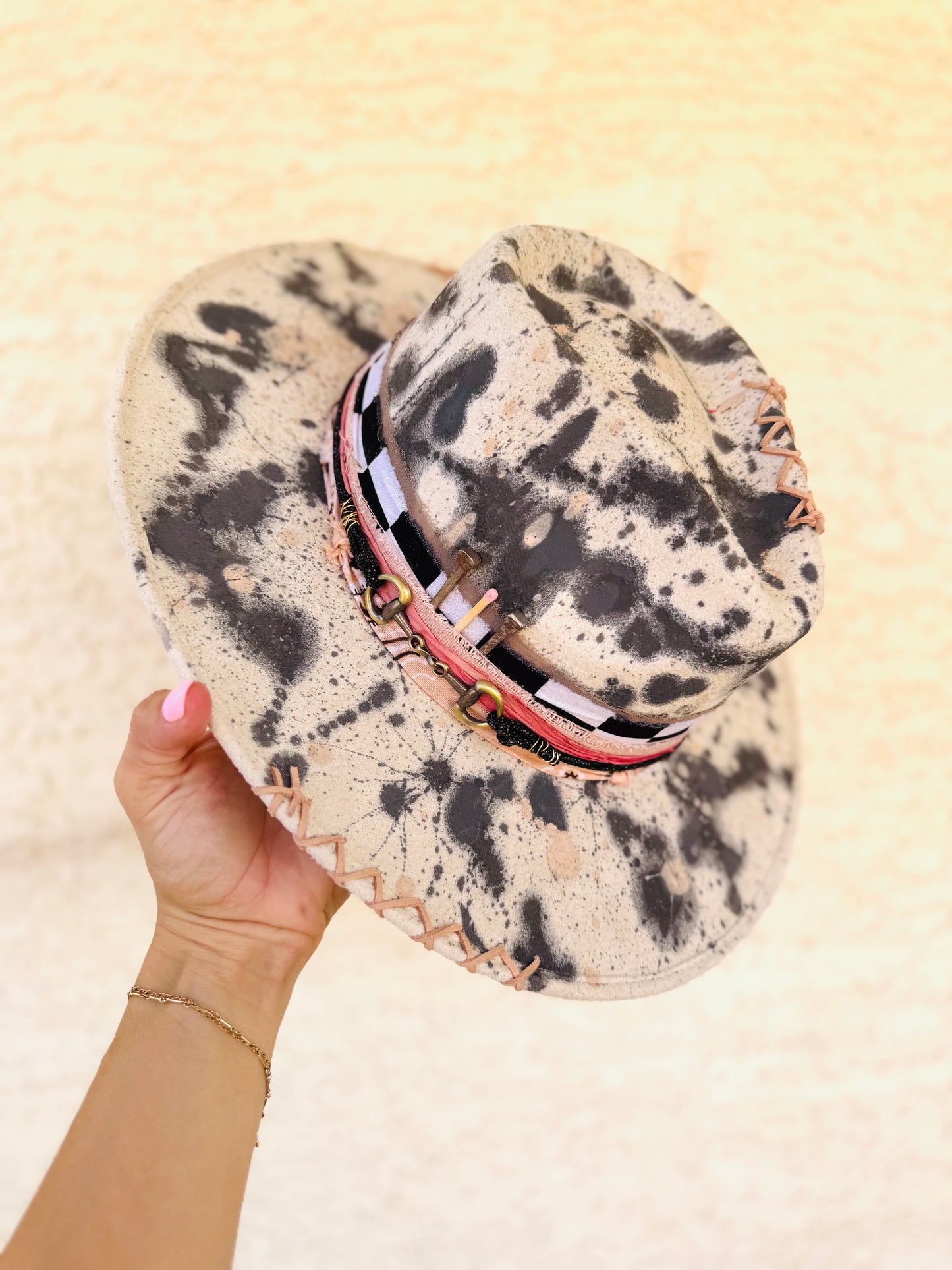 CB- BoldBabe dyed- Flat Brim