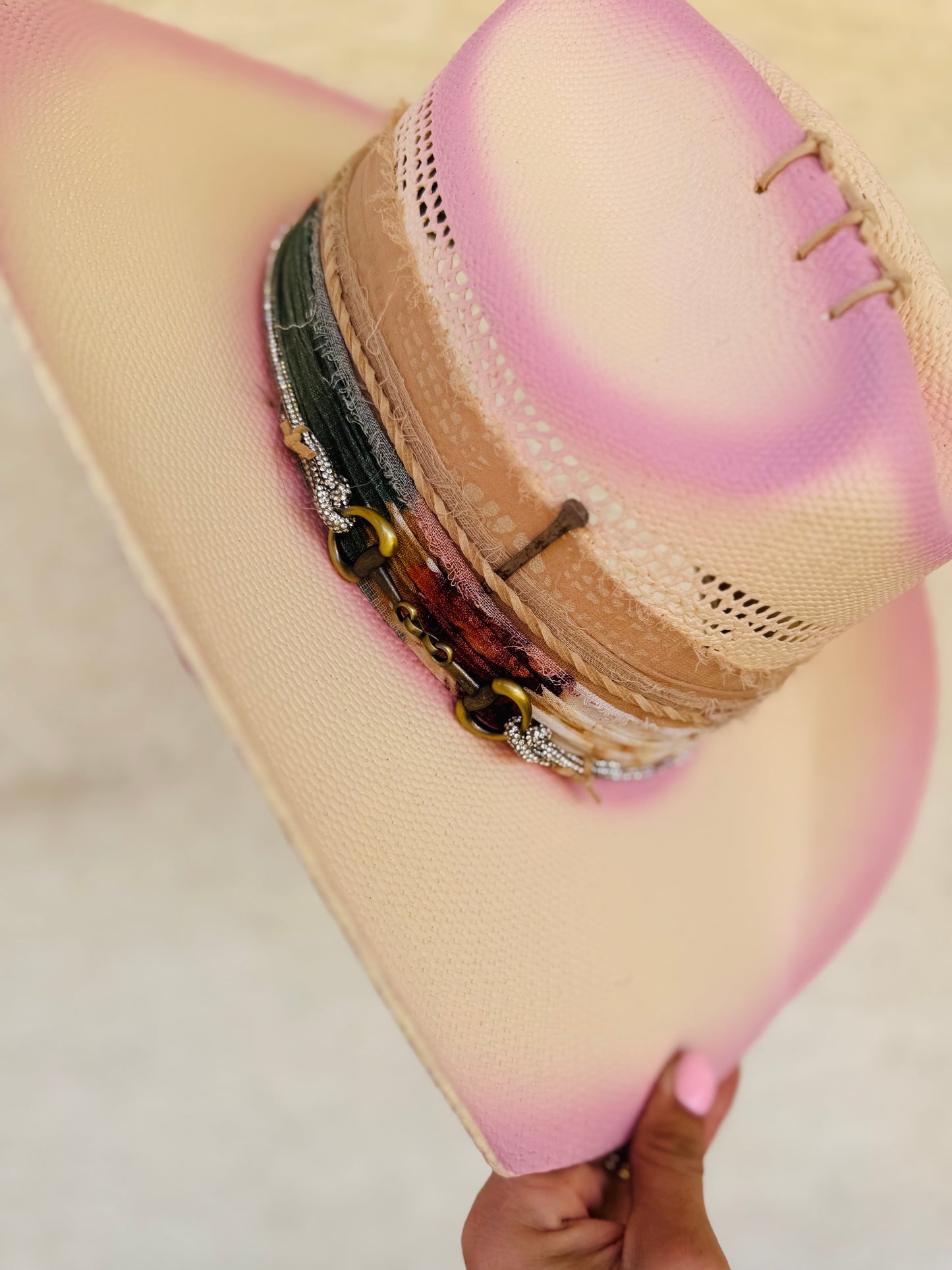 CB- DUSTY PINK BRIM- CLASSIC STRAW COWGIRL