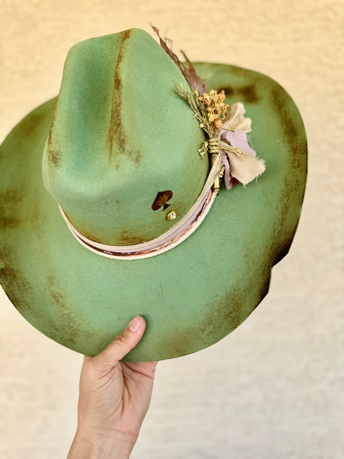 CM-Dust Settles I Don’t antique Brim