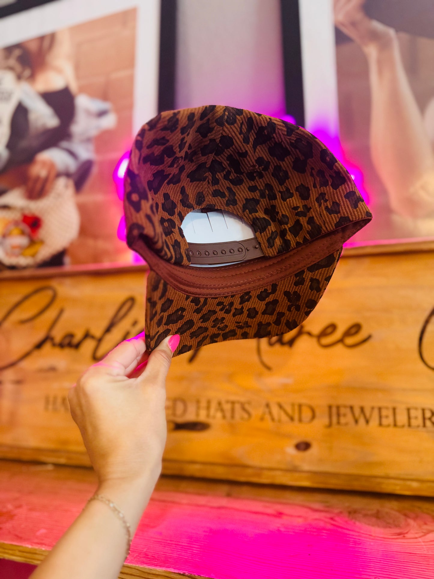 CT- ITS NOT THAT SERIOUS + PREMIUM LEOPARD FULL CORDUROY PANEL SNAPBACK TRUCKER