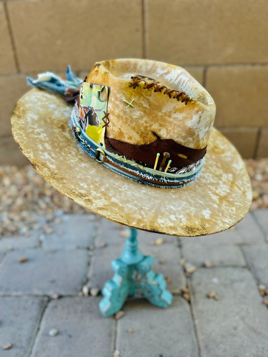 1-CM CO. Wild Long Horn