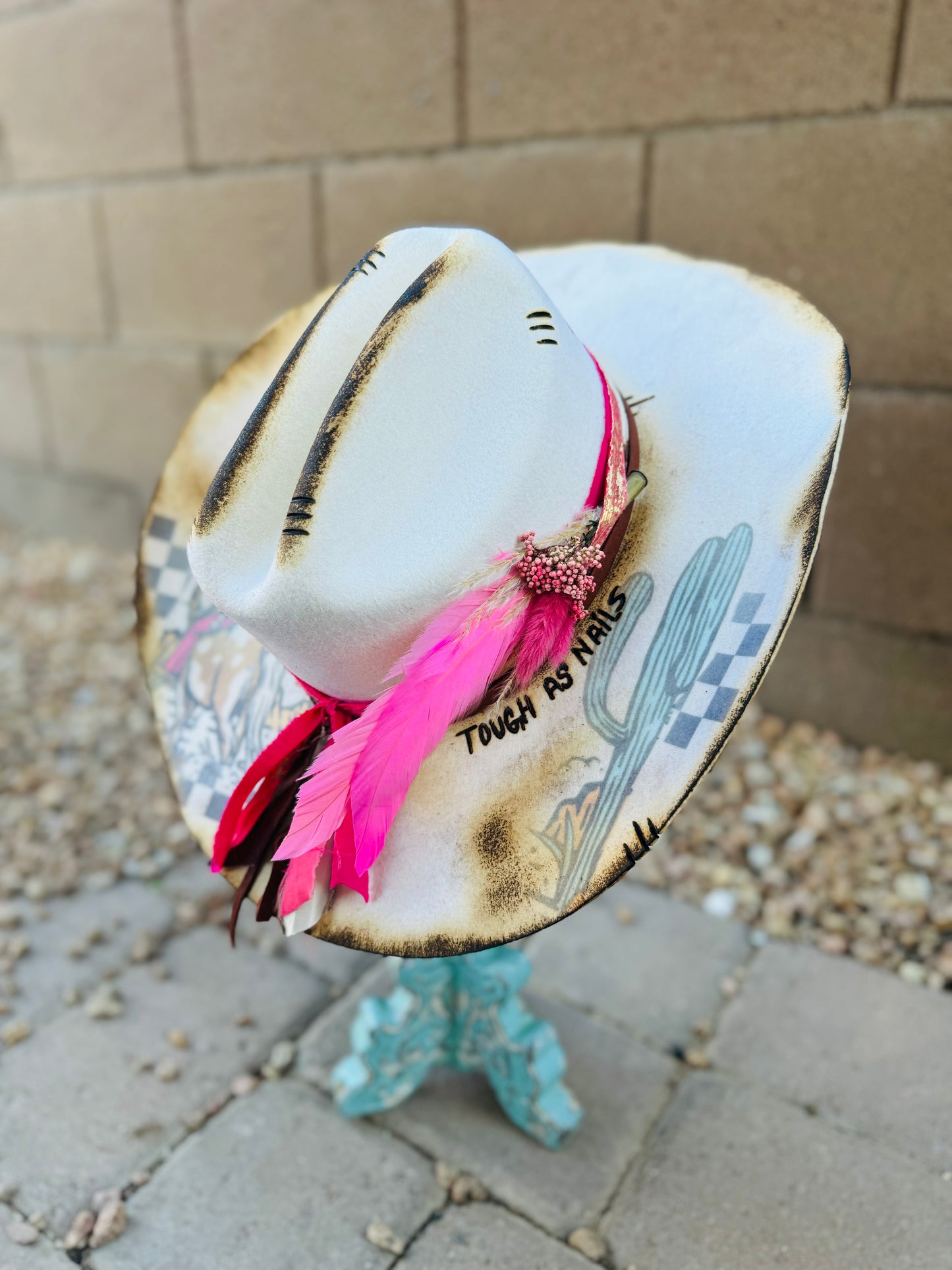 HR- Edgy Cowgirl + Vintage Ivory Brim