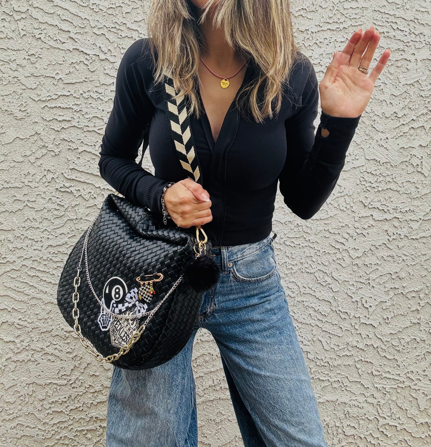 AM-she’s recklace *CHANDLER BAG** black