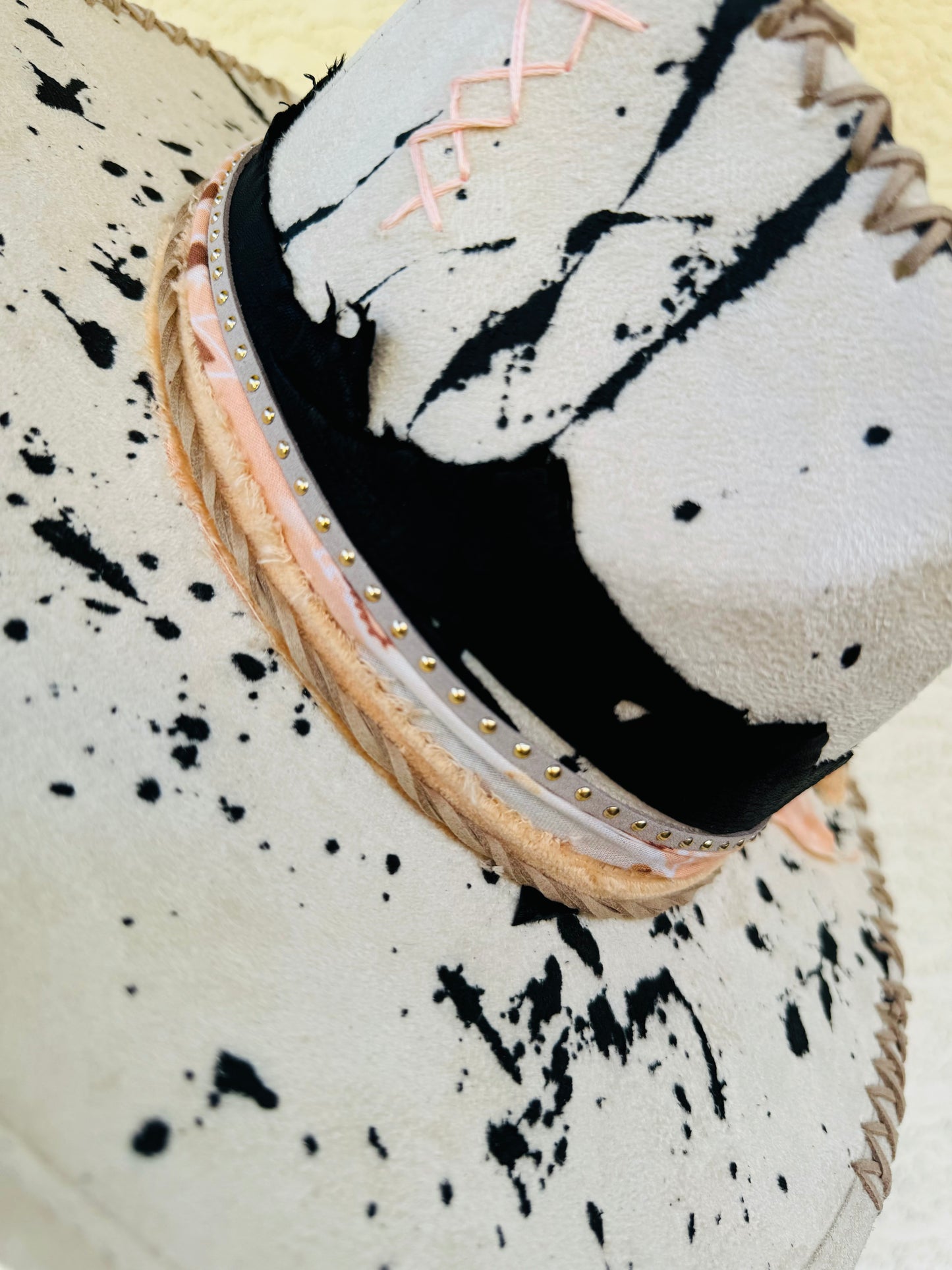 1-CM CO. Painted Horse