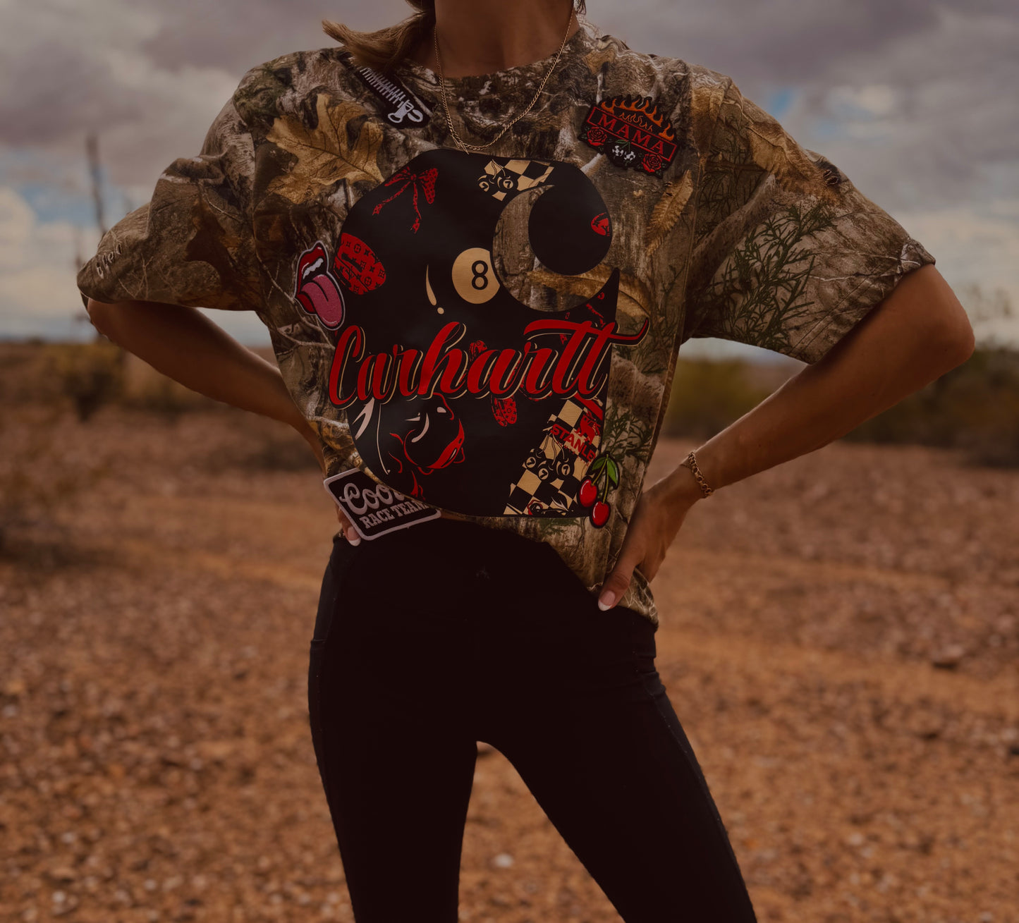 VT-mama eight ball - REALTREE CAMO TSHIRT