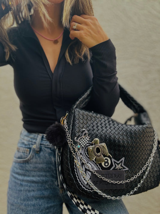AM-little ray of pitch black brooch thunderbird *CHANDLER BAG** black