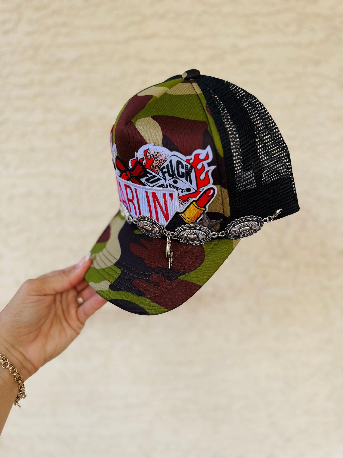 PT-DARLIN red lip baddie + F off chunky concho chain - camo