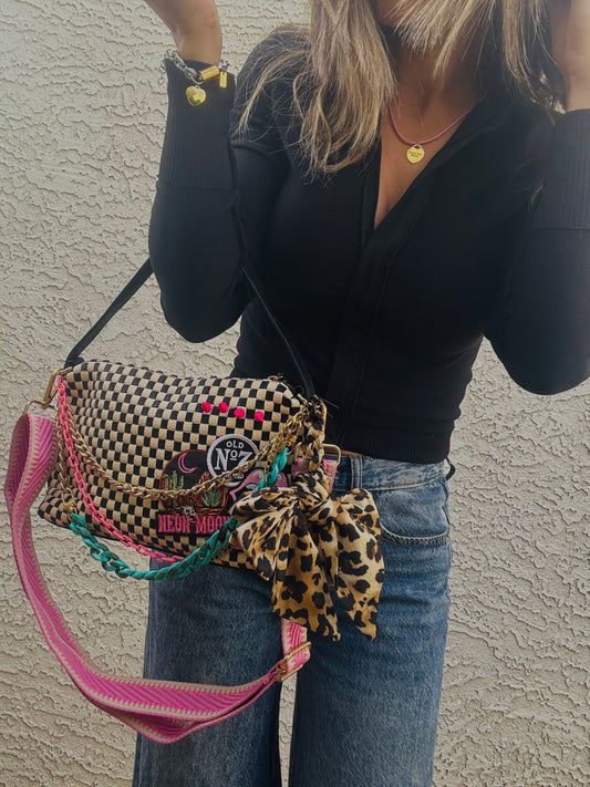 AM-cheetah neon moon +** GILBERT ** multi straps