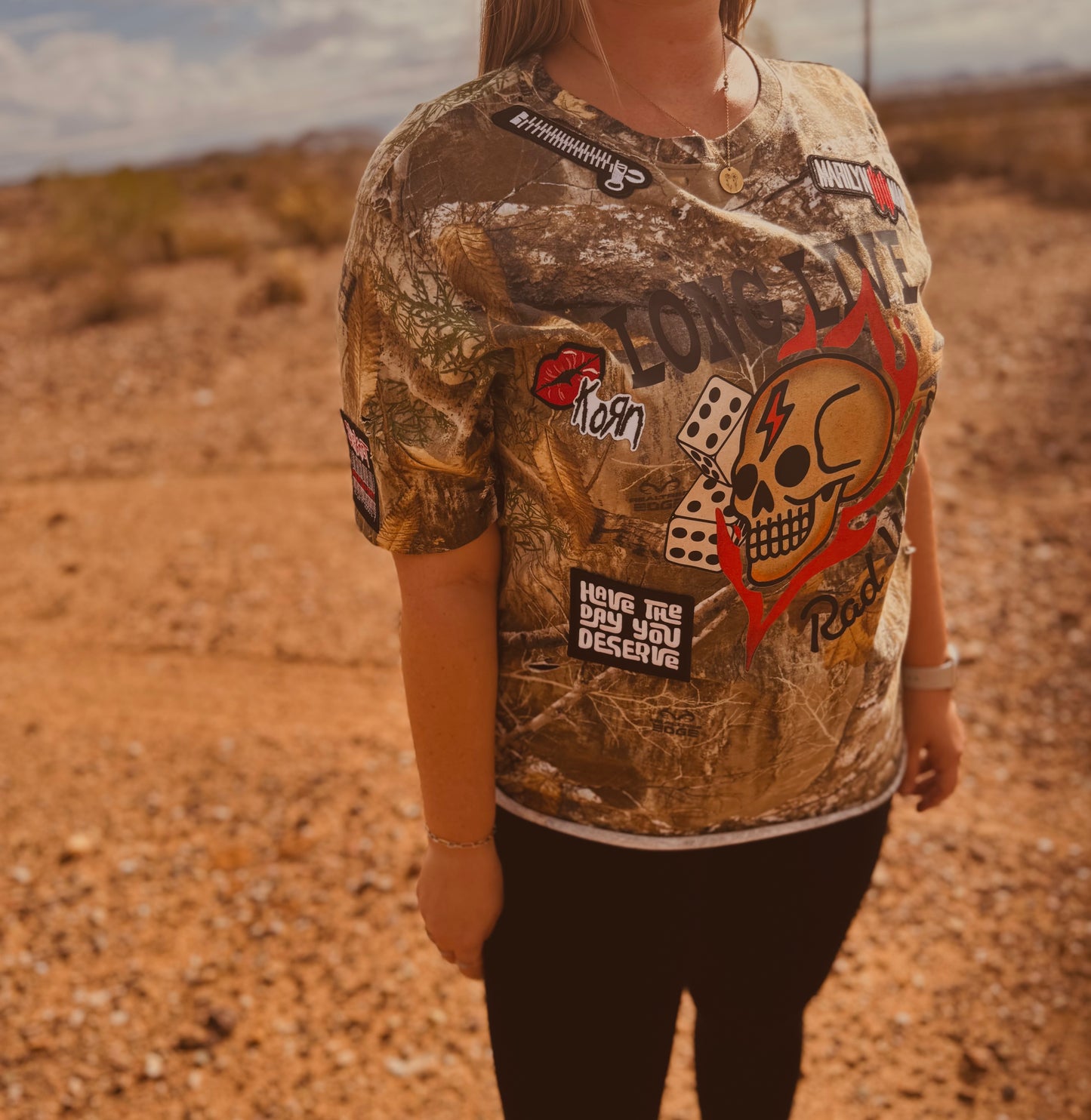 VT- LONG LIVE RAD WOMEN day you deserve band patches - REALTREE CAMO TSHIRT