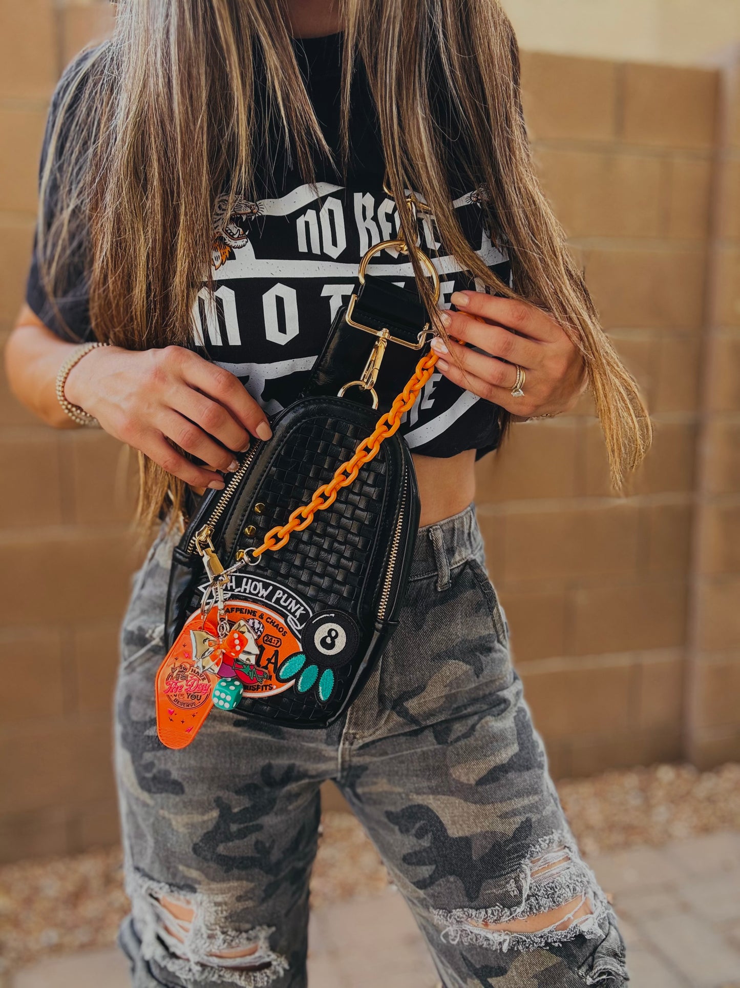 OO-oh how punk MAMA misfits and chaos - Woven sling bag