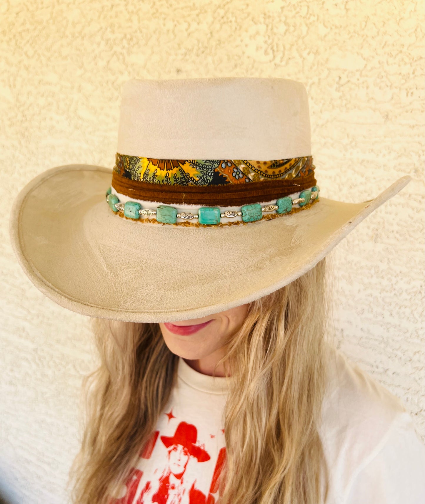 Long live cowgirl gambler