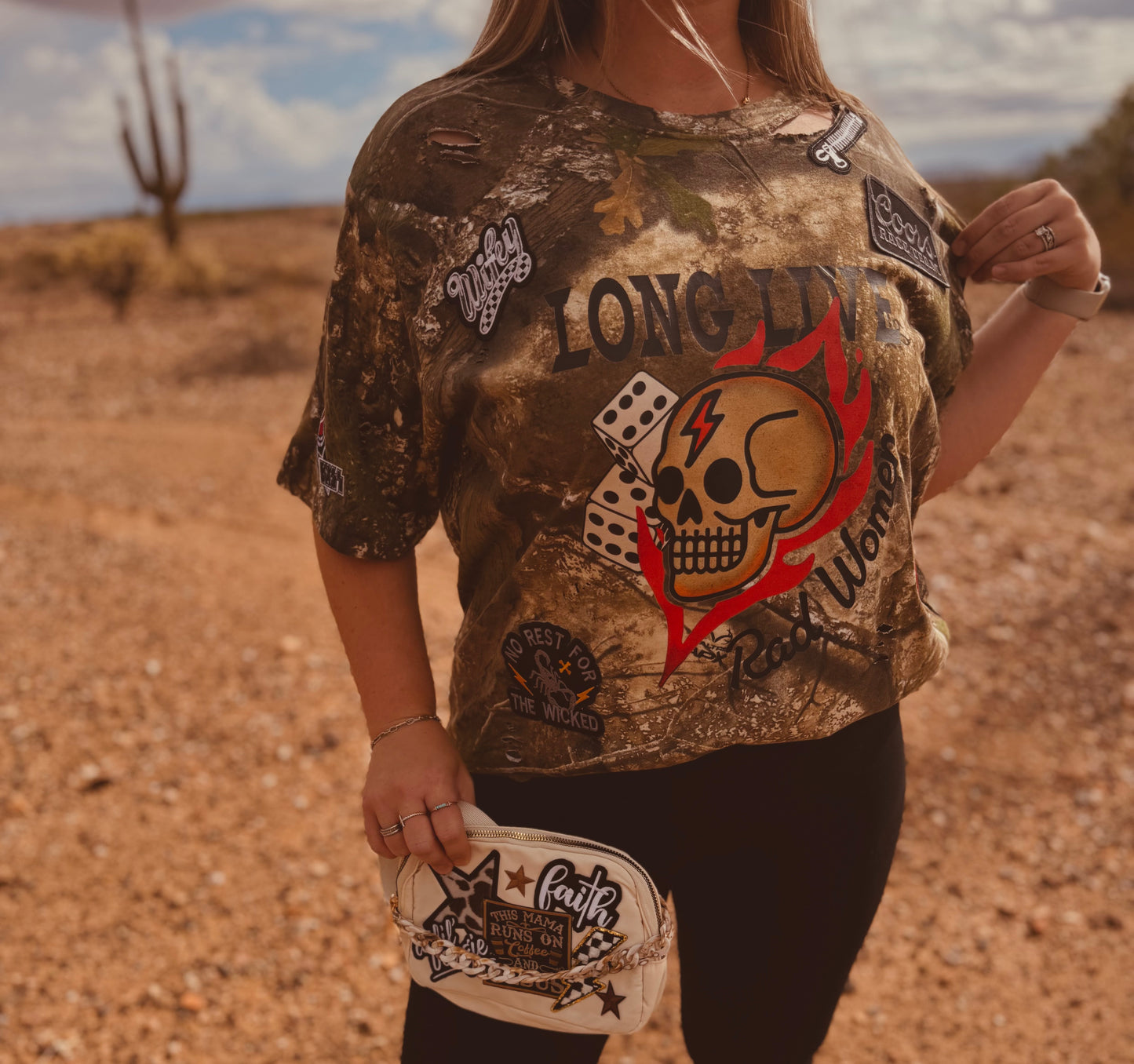 VT- LONG LIVE RAD WOMEN wifey race team band patches - REALTREE CAMO TSHIRT
