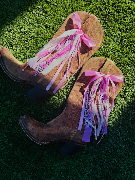 BB- light pink bandana BOOT BOWS