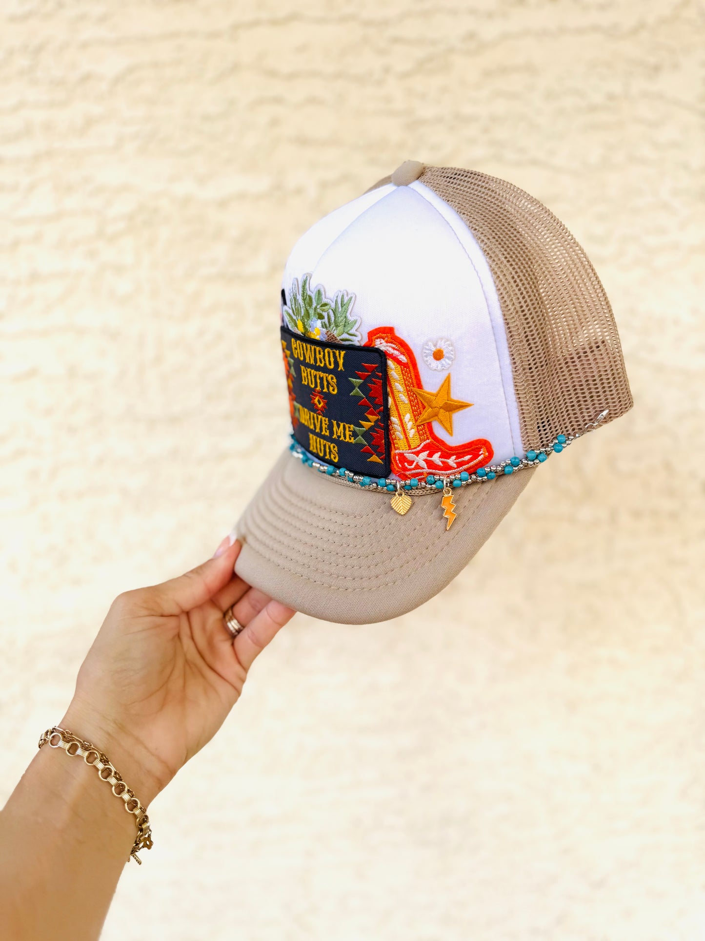 PT-cowboy butts drive me nuts+ retro babe