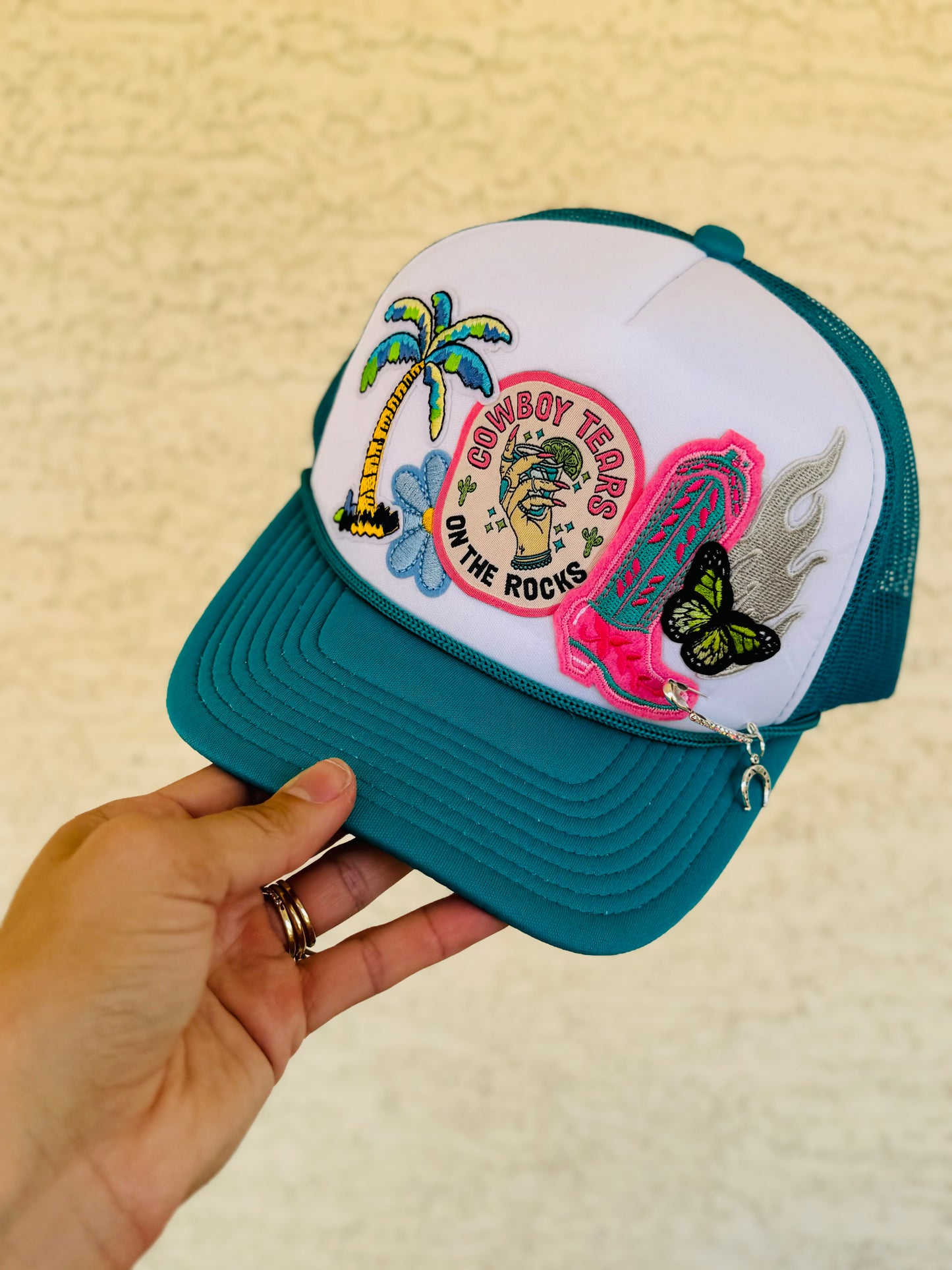 SALE  TRUCKER 19