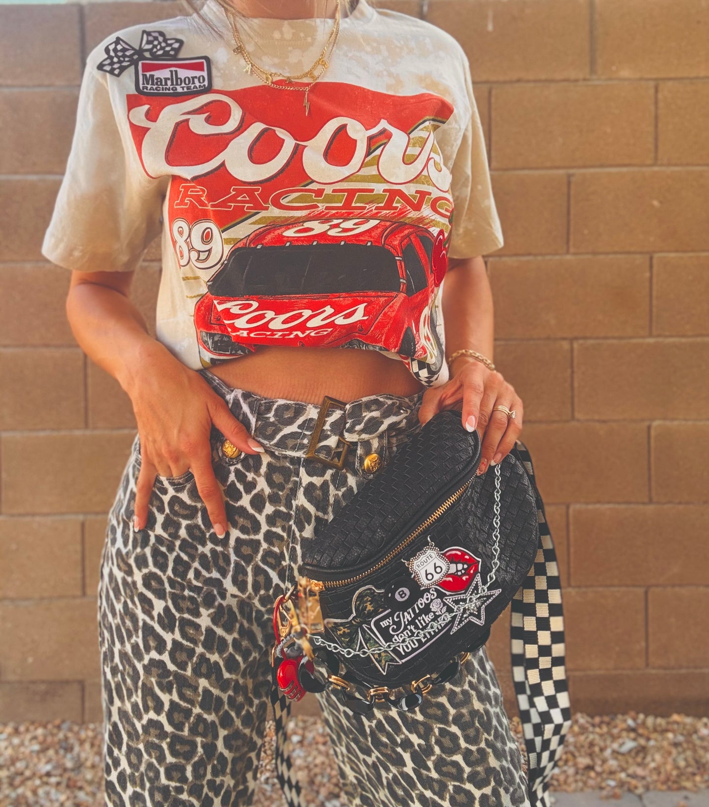 VT- vintage race babe - crème TSHIRT