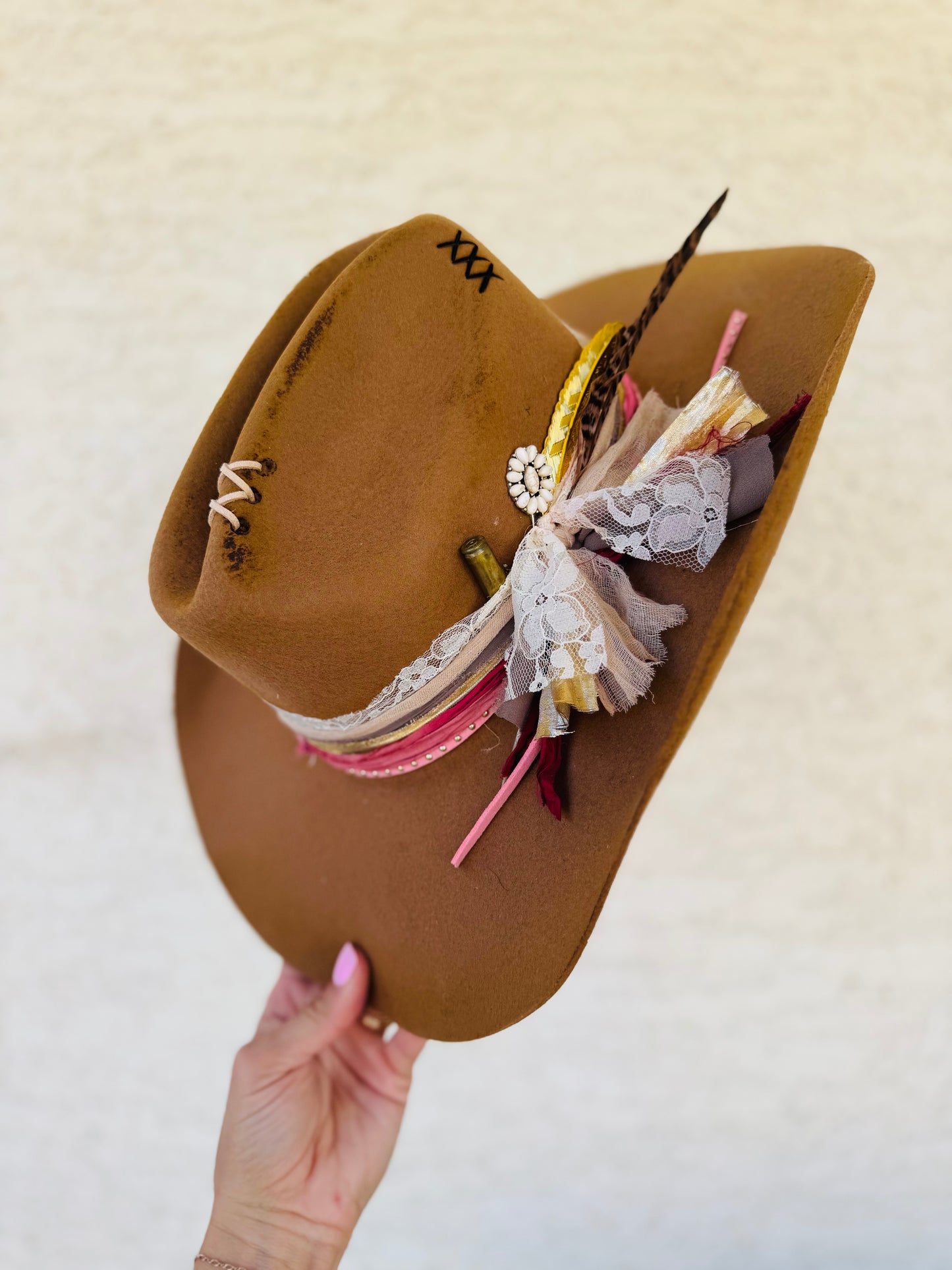 CB-shoot your shot - Felt Cowgirl Brim