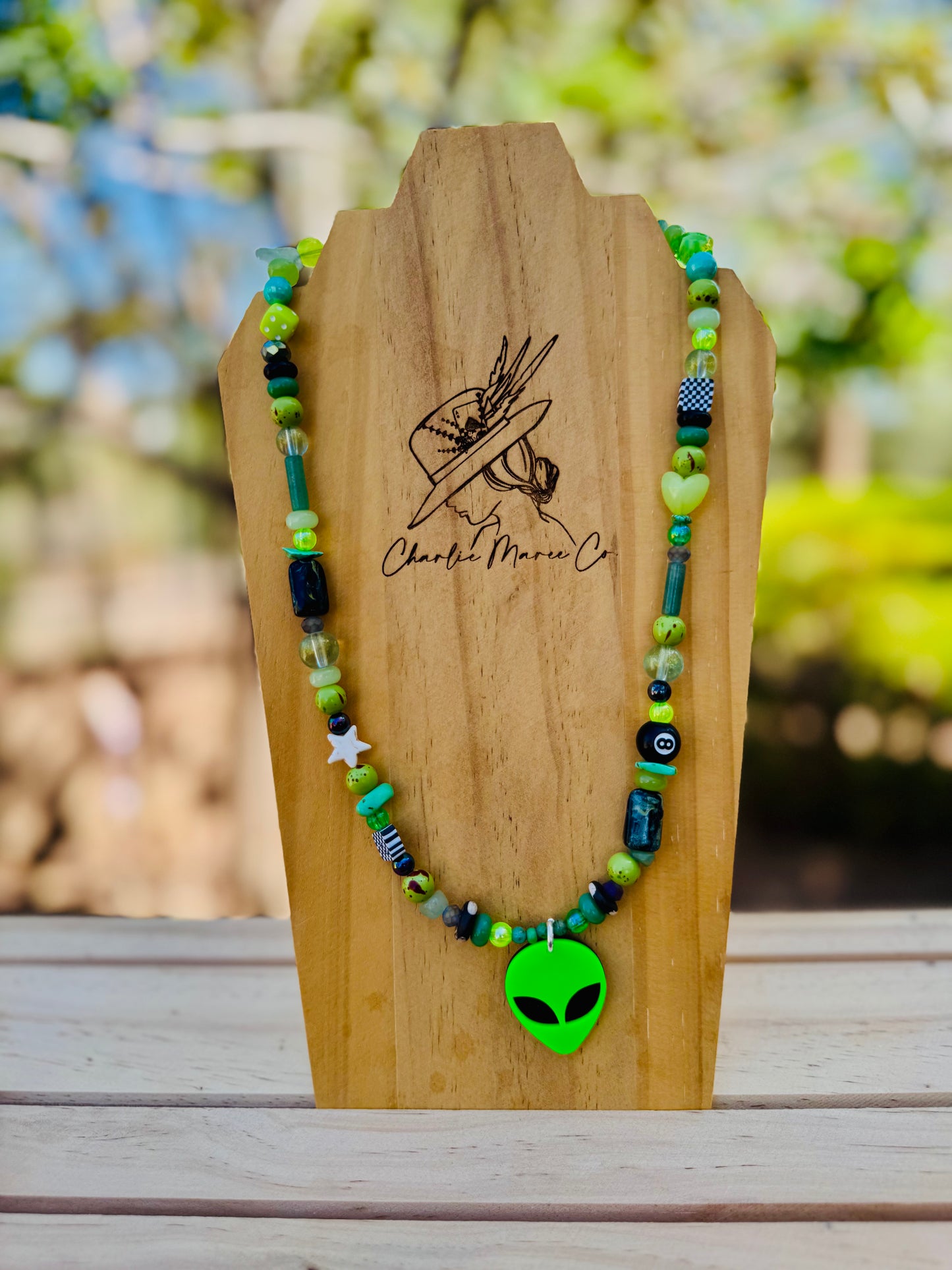 NC-green alien+Handmade chunky beaded necklace