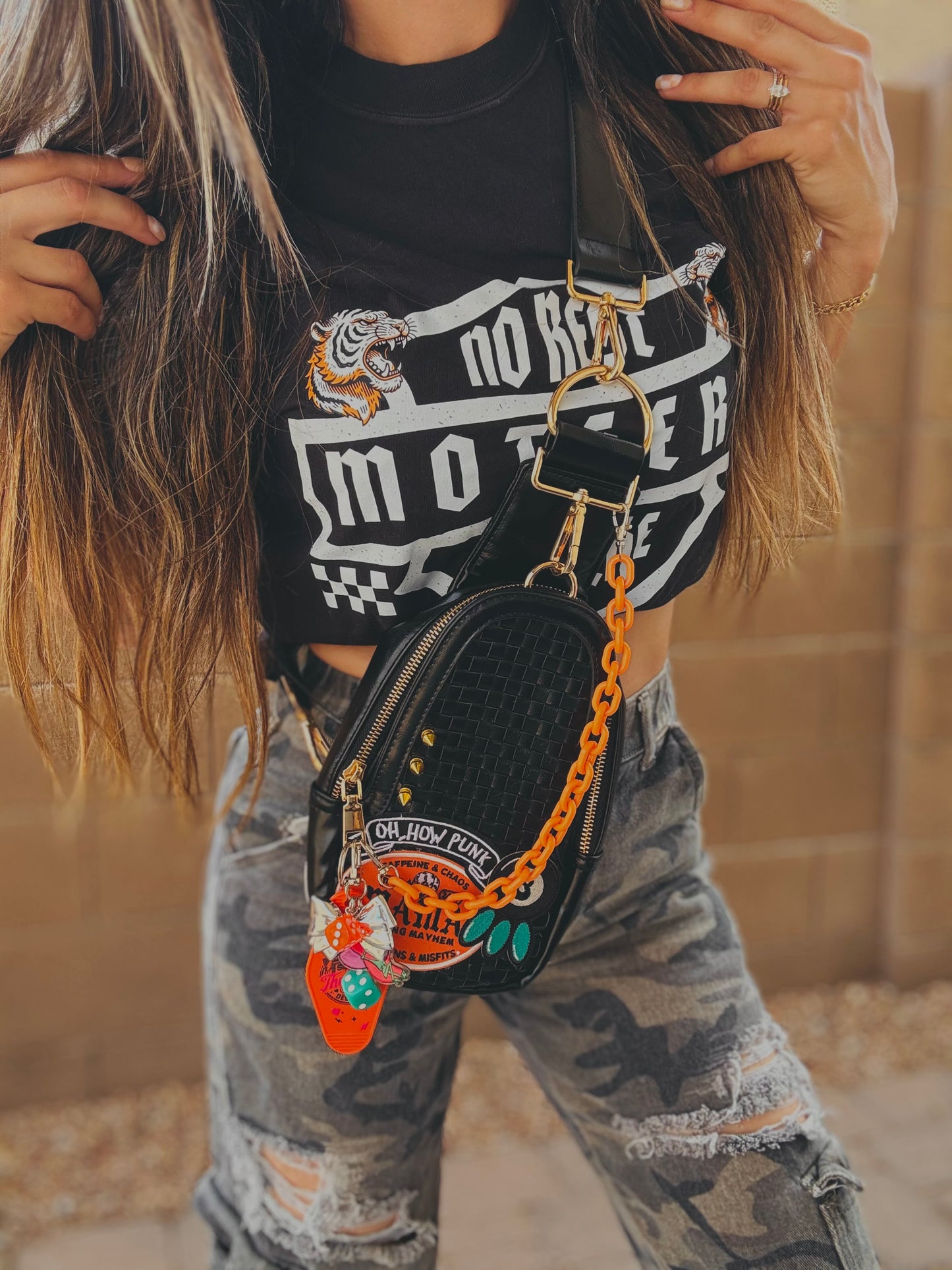 OO-oh how punk MAMA misfits and chaos - Woven sling bag