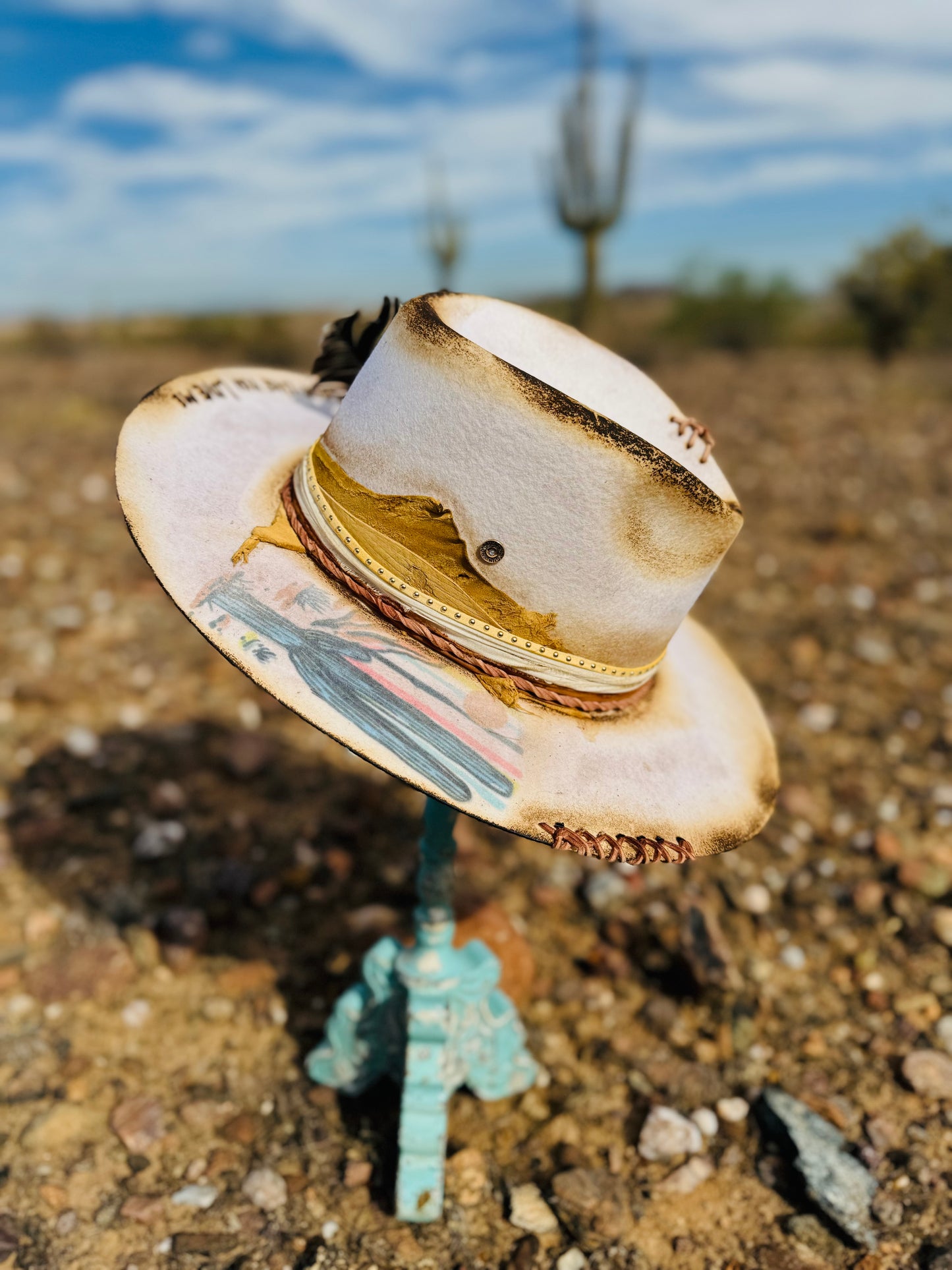 10- Vintage Love me Saguaro