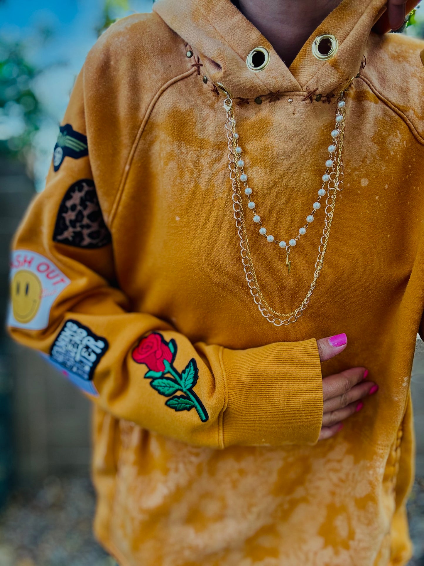 CD- NECKLACE Hoodie yellow gold patched arm  - lace vintage wash+ Men’s unisex sizeLARGE- Cut off bottom band hem