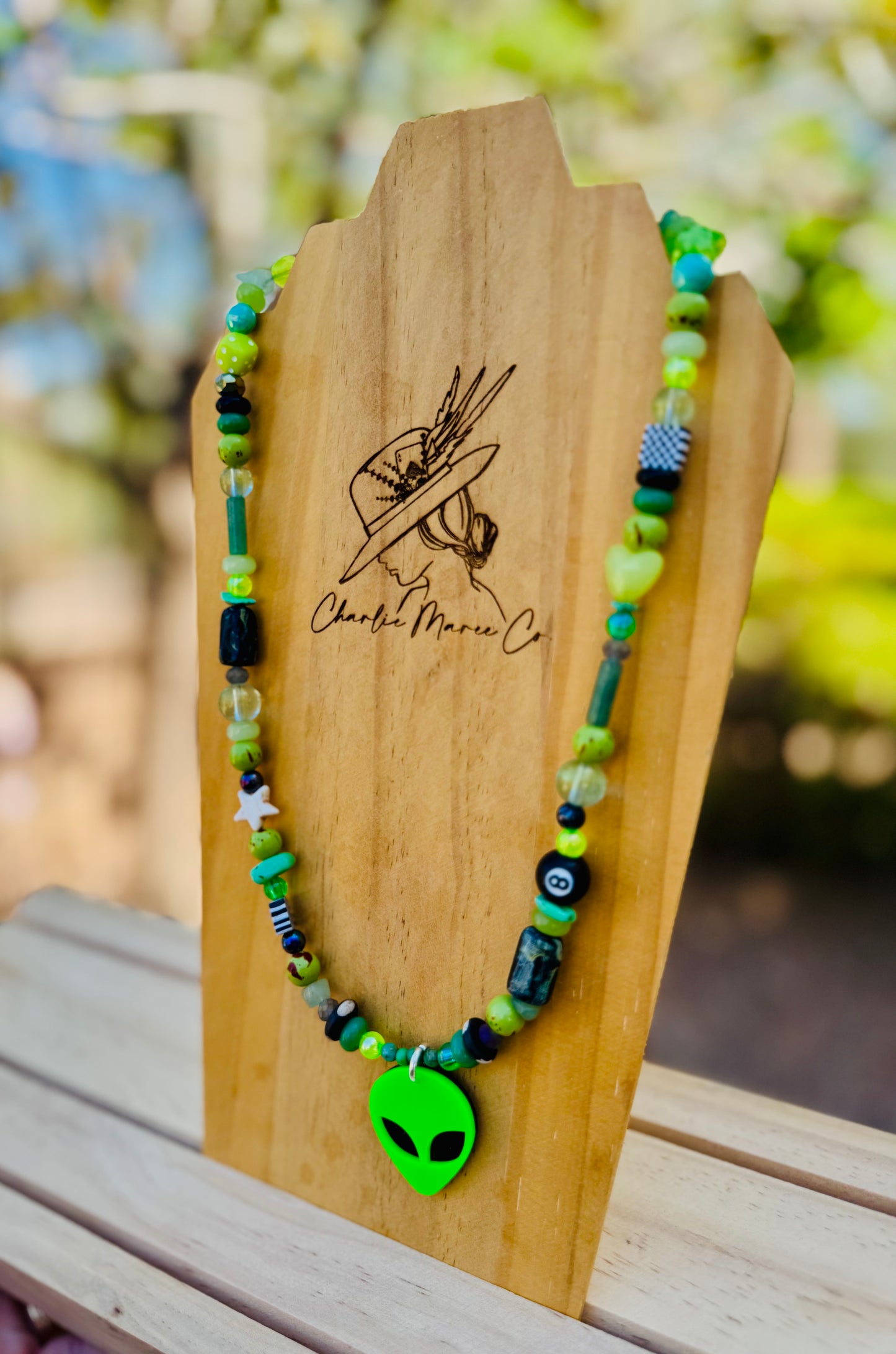 NC-green alien+Handmade chunky beaded necklace