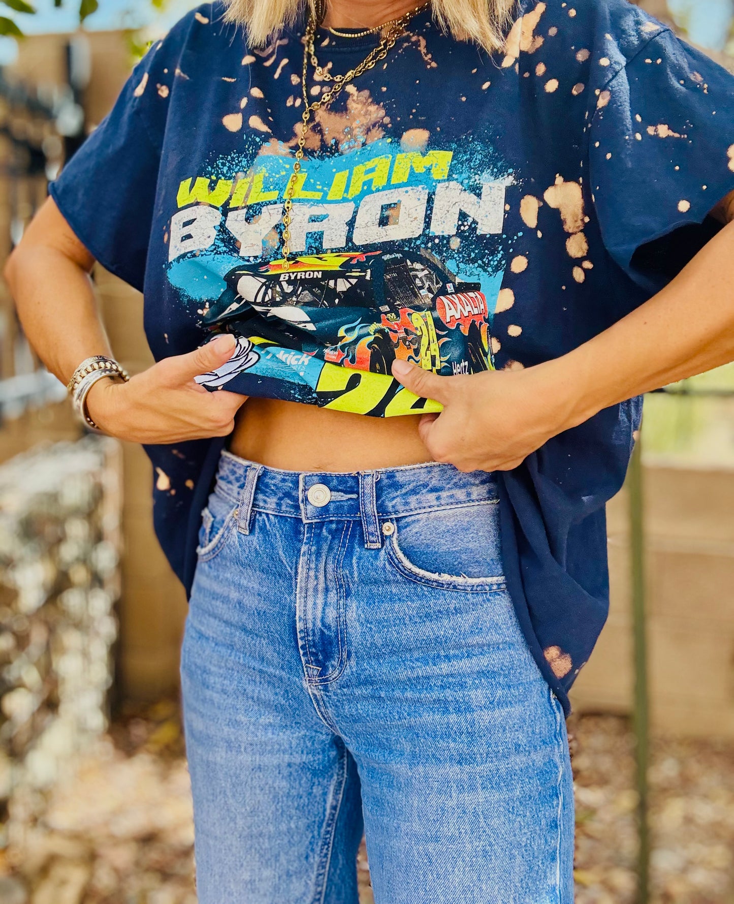 TEE- blue 24 vintage ￼+DAD TEE LARGE SPLIT BACK WITH CHAINS
