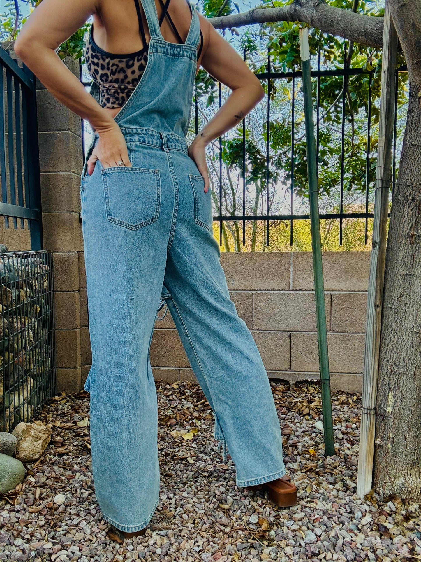 23- retro Sun band babe OVERALLS -Cyder brand (new tags on) tagged XXS by the brand but the run BIG- fits more like a small they are still very baggy on me and I wear size 2-4 jean pants