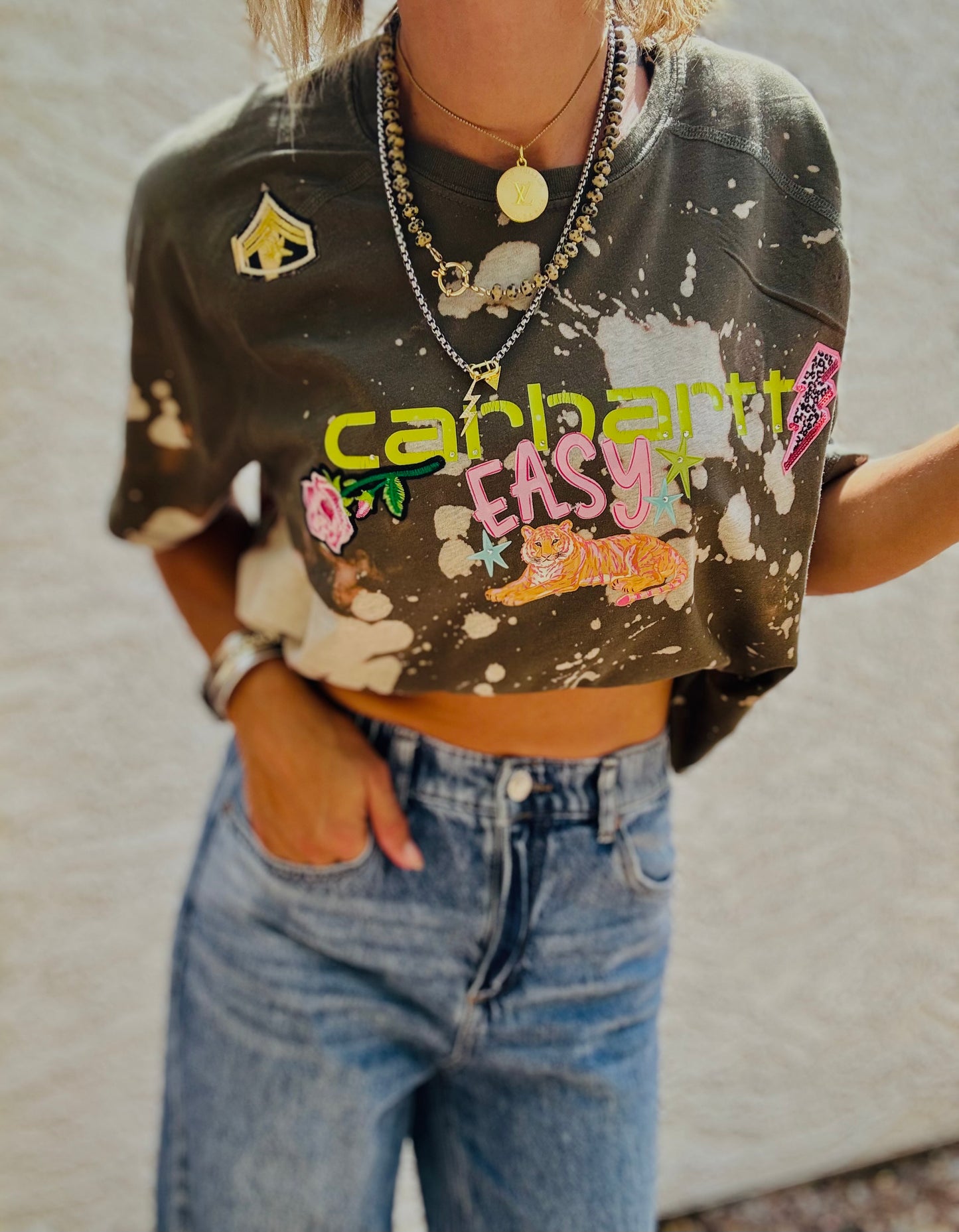 TEE-blue collar easy tiger neon  - DAD TEE MEDIUM