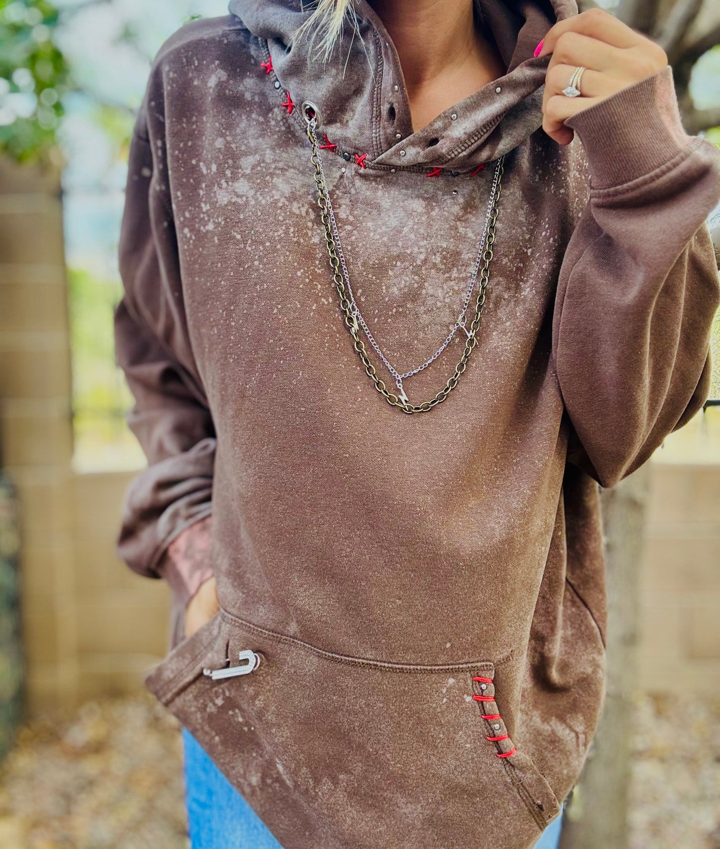 CD- NECKLACE Hoodie y2k band groupie - lace vintage wash+ Men’s unisex size LARGE - Cut off bottom band hem