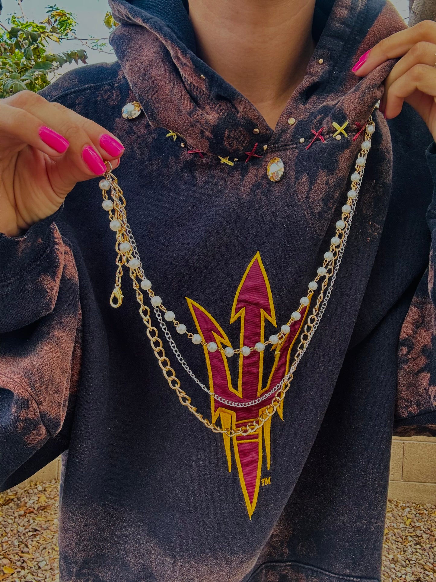 CD- NECKLACE HOODIE MAROON AND GOLD COLLAGE BABE  - lace vintage wash+ Men’s unisex size 2XL- Cut off bottom band hem