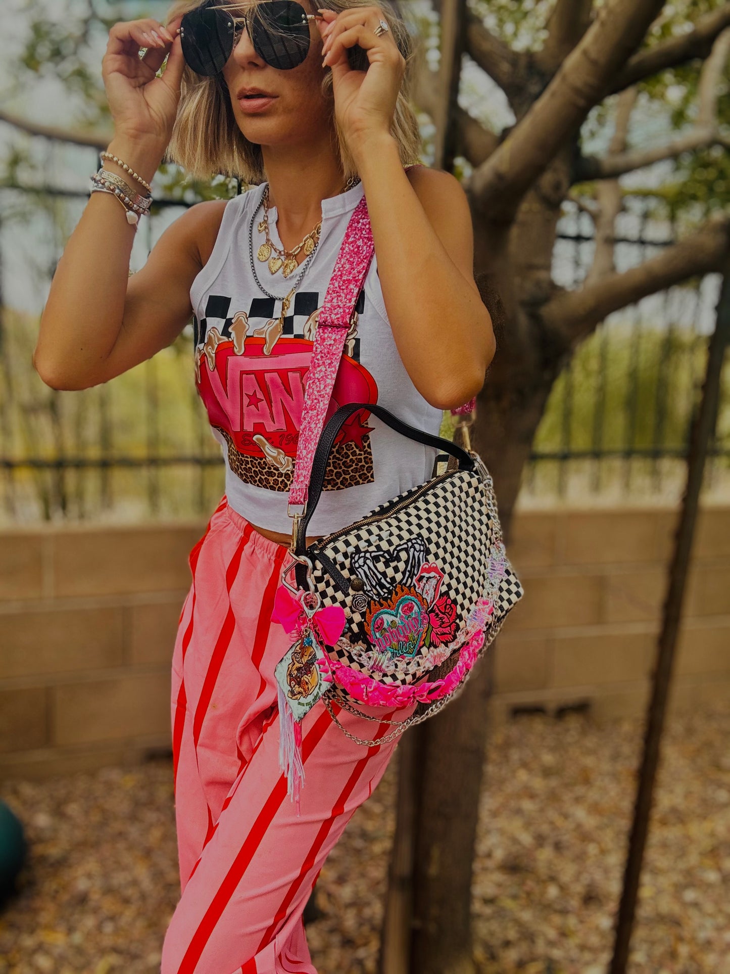 CO- pink baby nobody’s darling+** GILBERT **3 STRAPS INCLUDED
