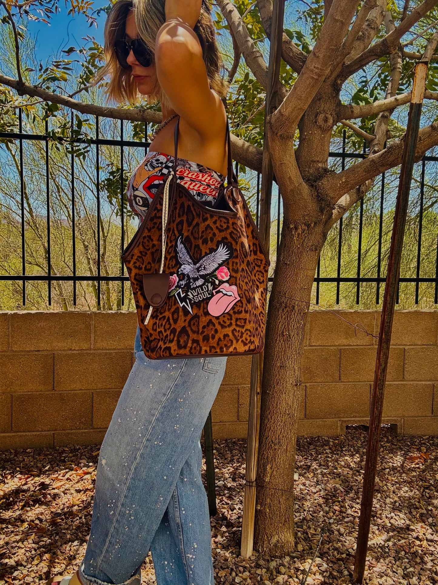 RTS-PINK Wild soul eagle  - Light vegan suede bucket hobo tote