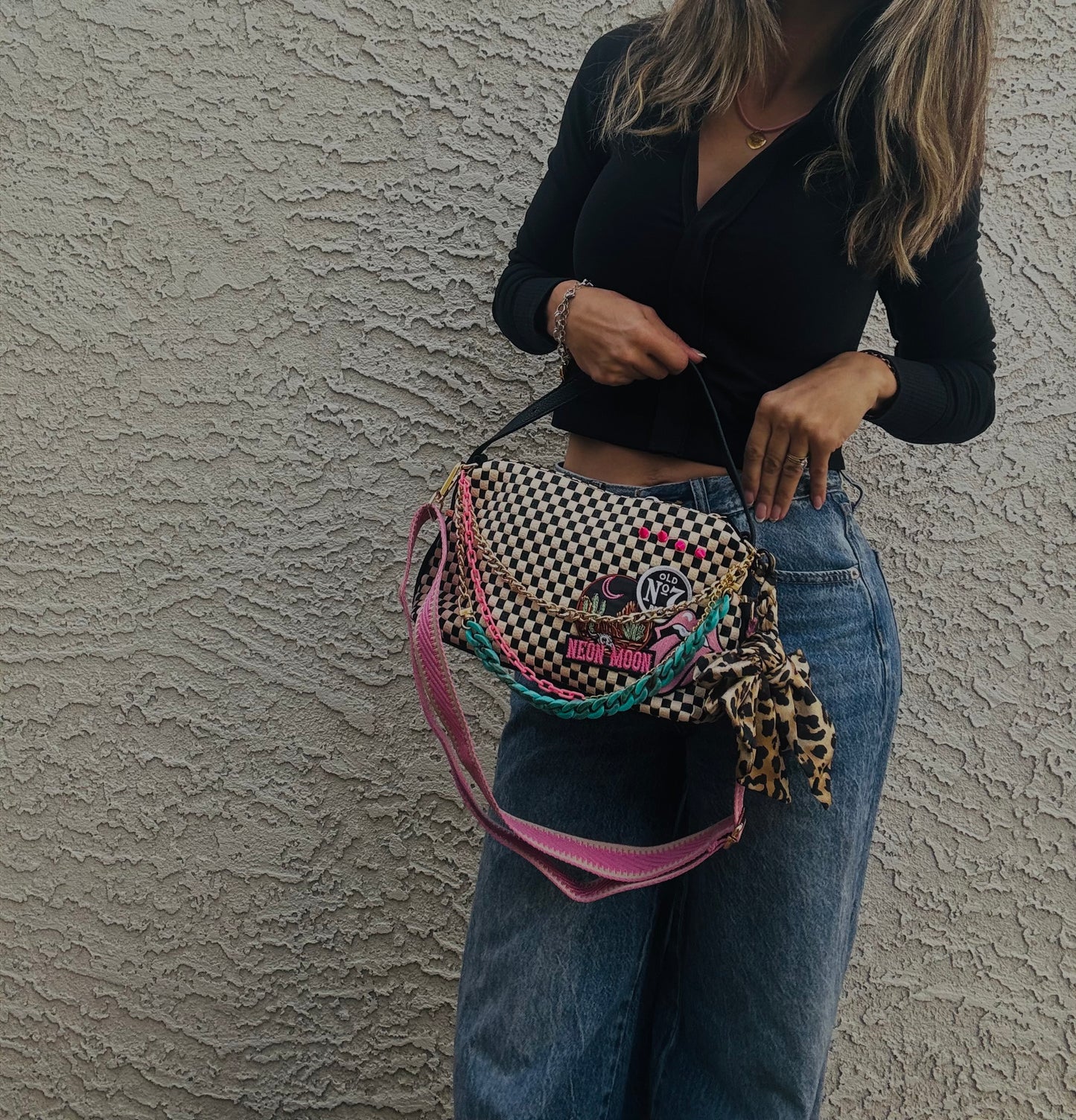 AM-cheetah neon moon +** GILBERT ** multi straps