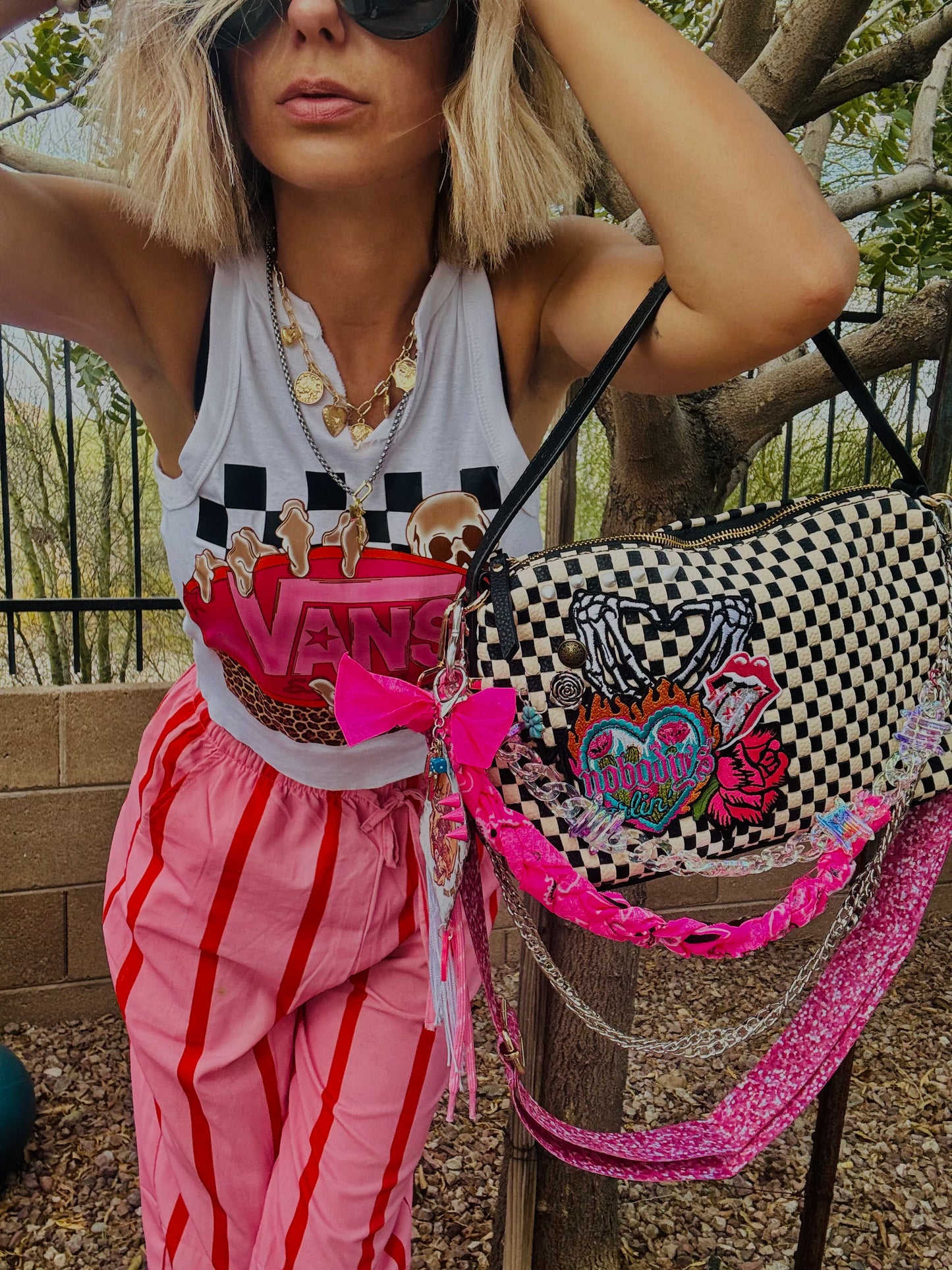 CO- pink baby nobody’s darling+** GILBERT **3 STRAPS INCLUDED