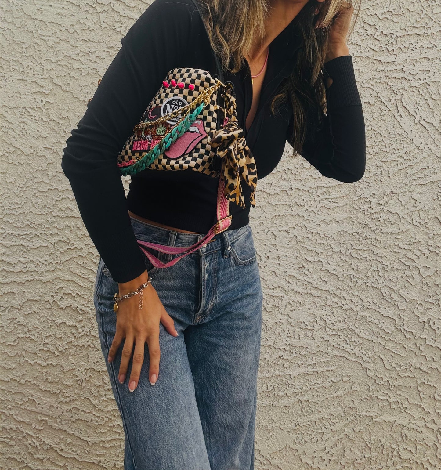 AM-cheetah neon moon +** GILBERT ** multi straps