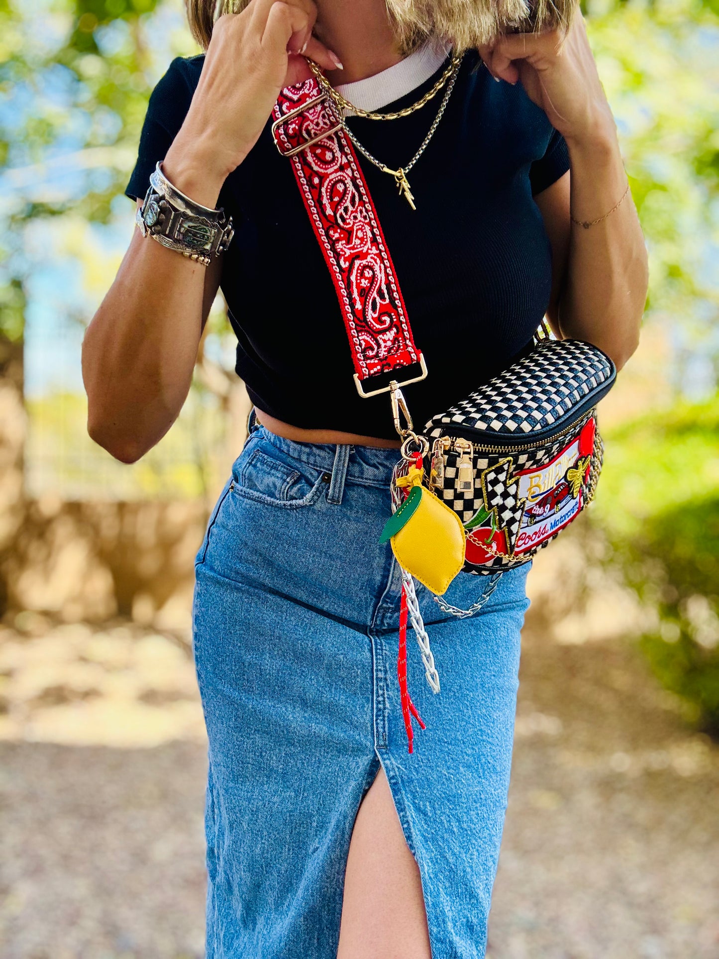 DM2-race babe red bombshell +PHOENIX BAG + extra red strap