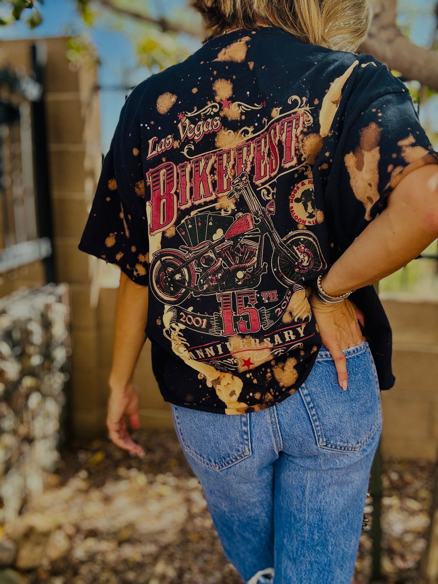 TEE-bike babe - DAD TEE XL  split front with chains cropped