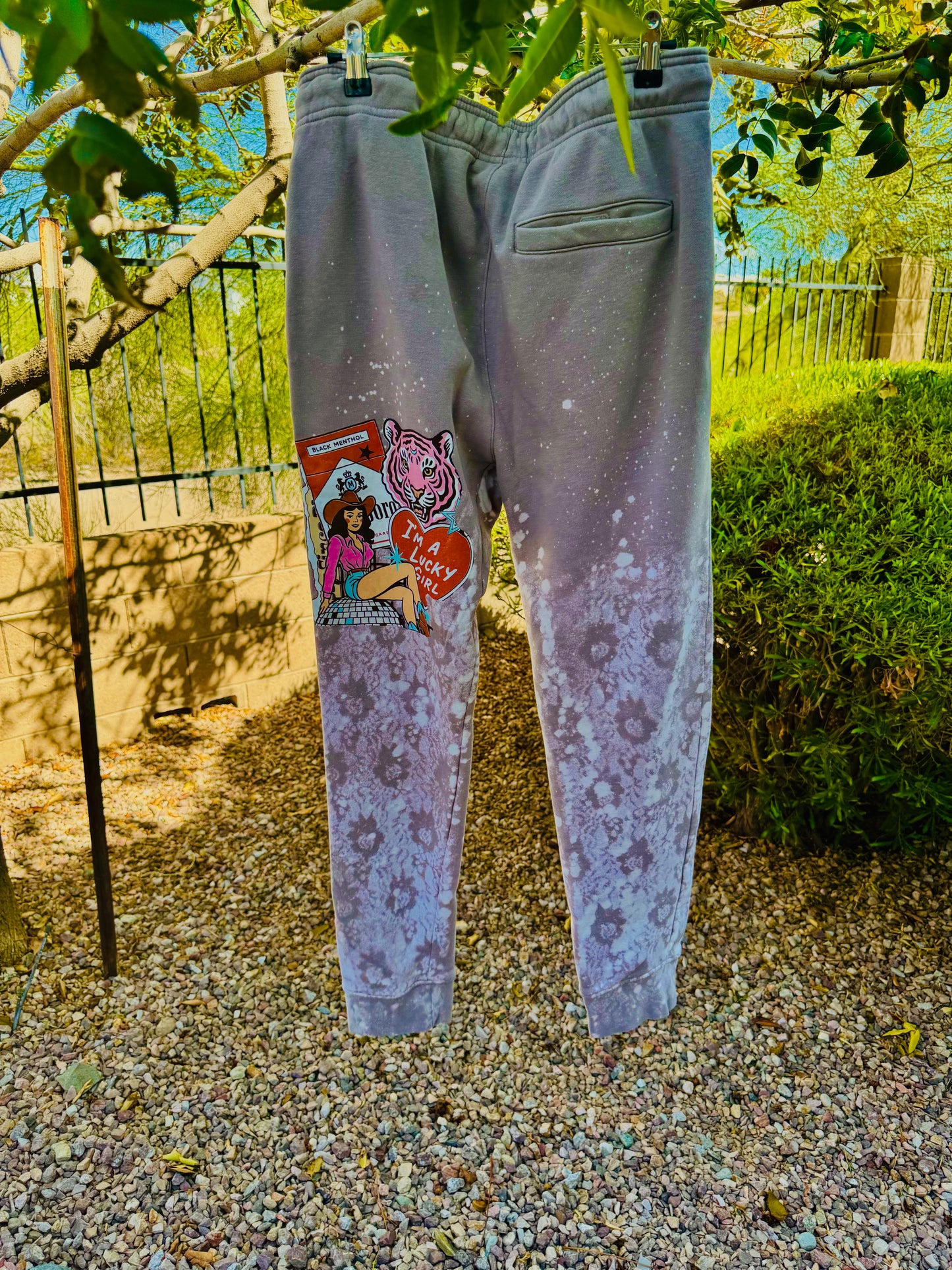 CD-SWEATPANTS lucky 777s- lace vintage wash+ Men’s UNISEX LARGE elastic brand waist with adjust pull string cinch joggers with pockets