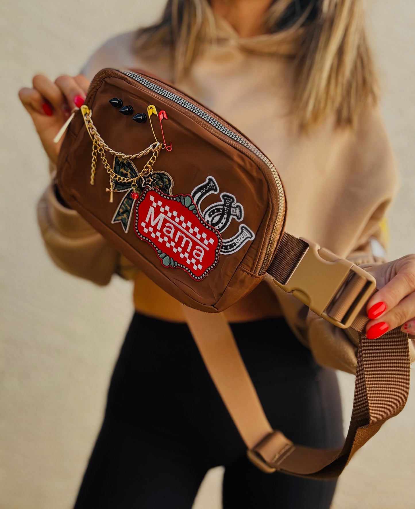 BBB- mama charmed -brown BELT BAG