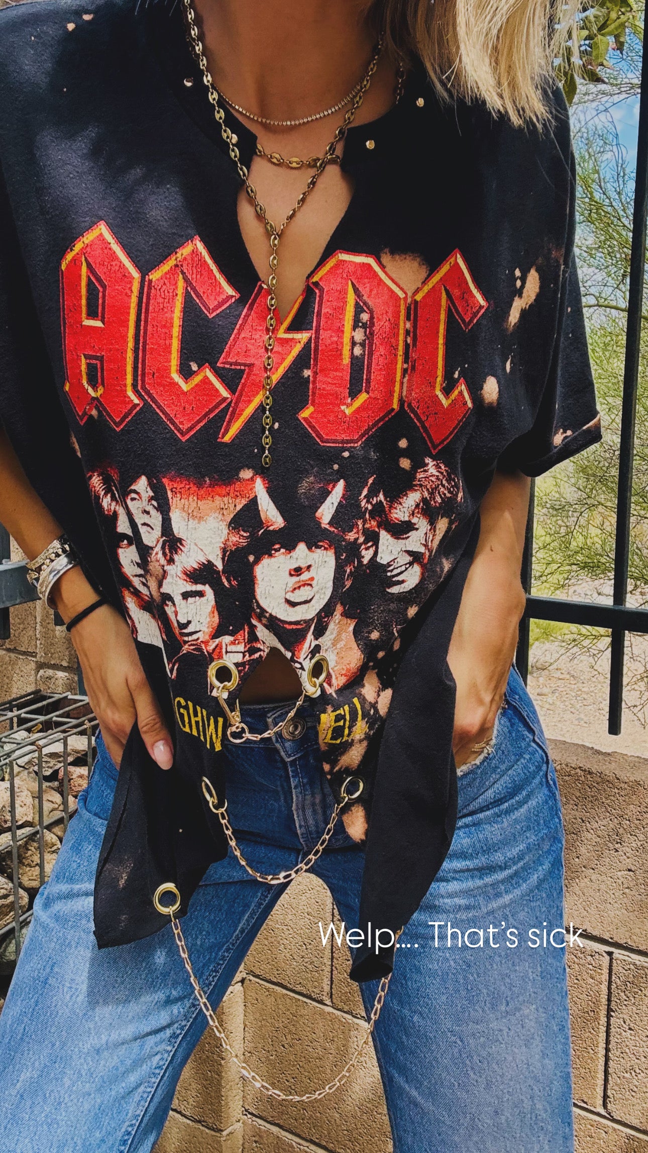 TEE-red band badddiiieee+DAD TEE XL SPLIT FRONT CHAINS