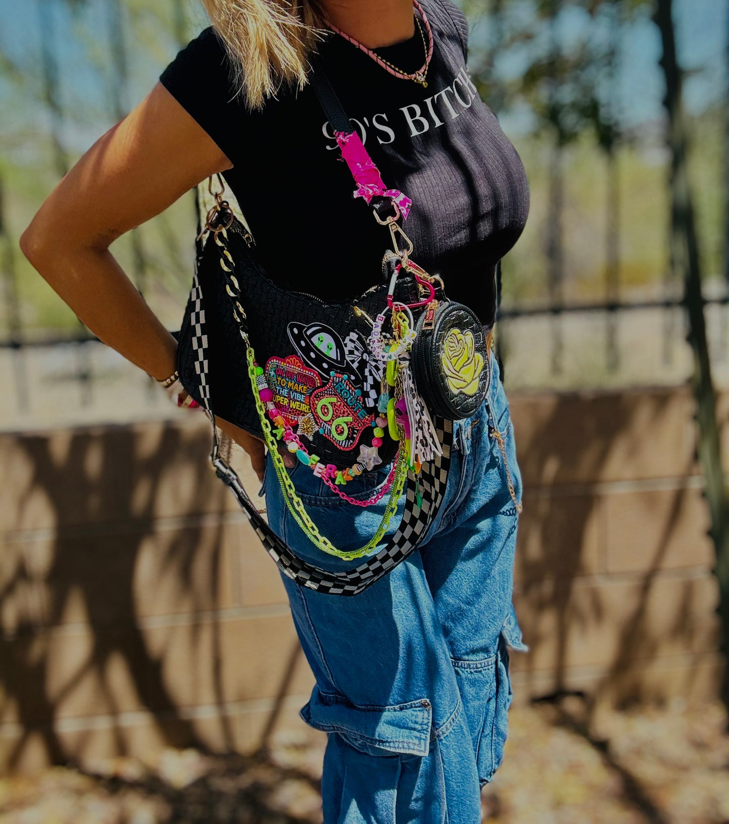 CC-embrace the weird alien babe +** The Havasu  **3 STRAPS INCLUDED