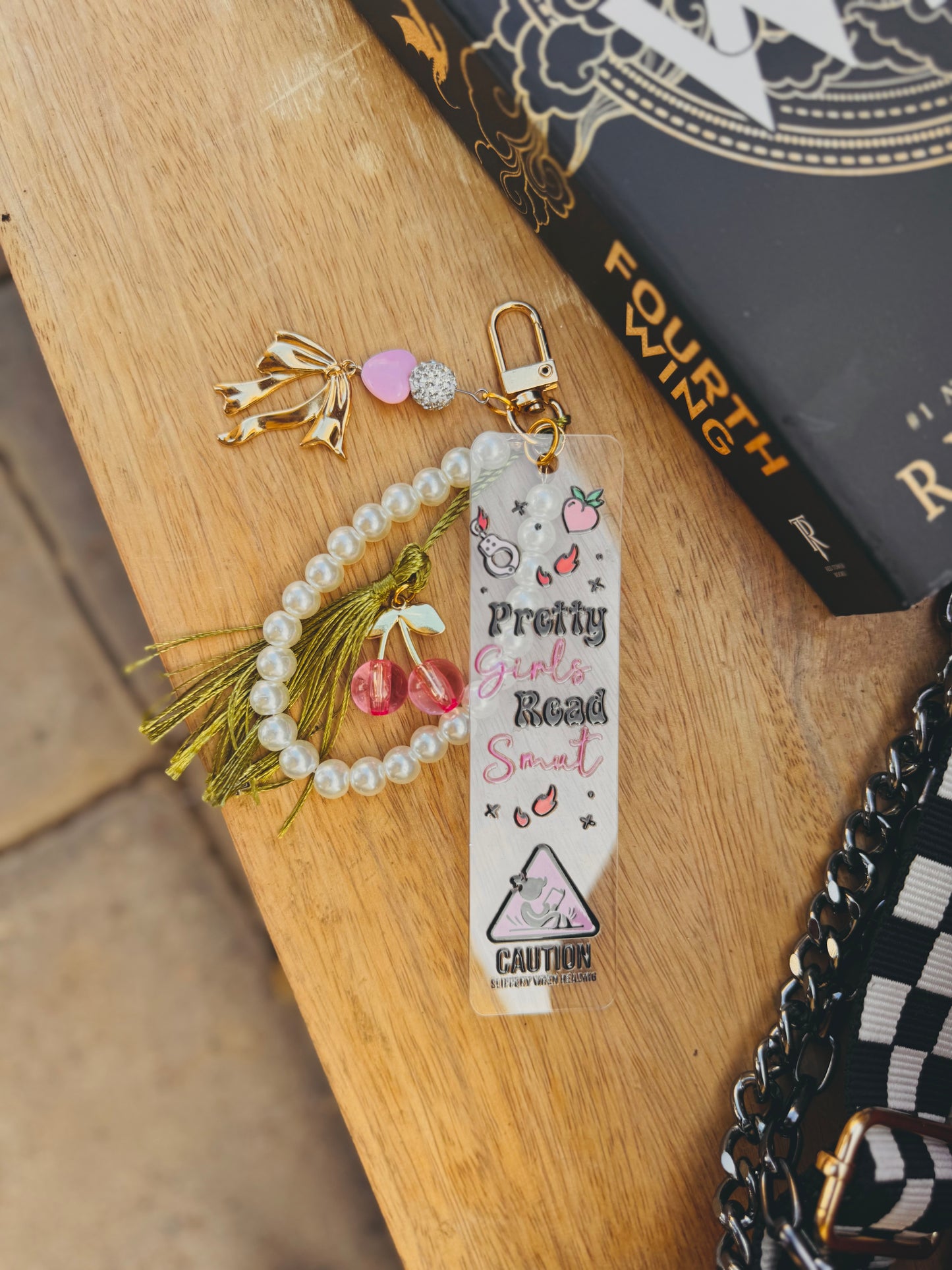 BBC-sparkle hand beaded+ pretty girls read smut caution ￼