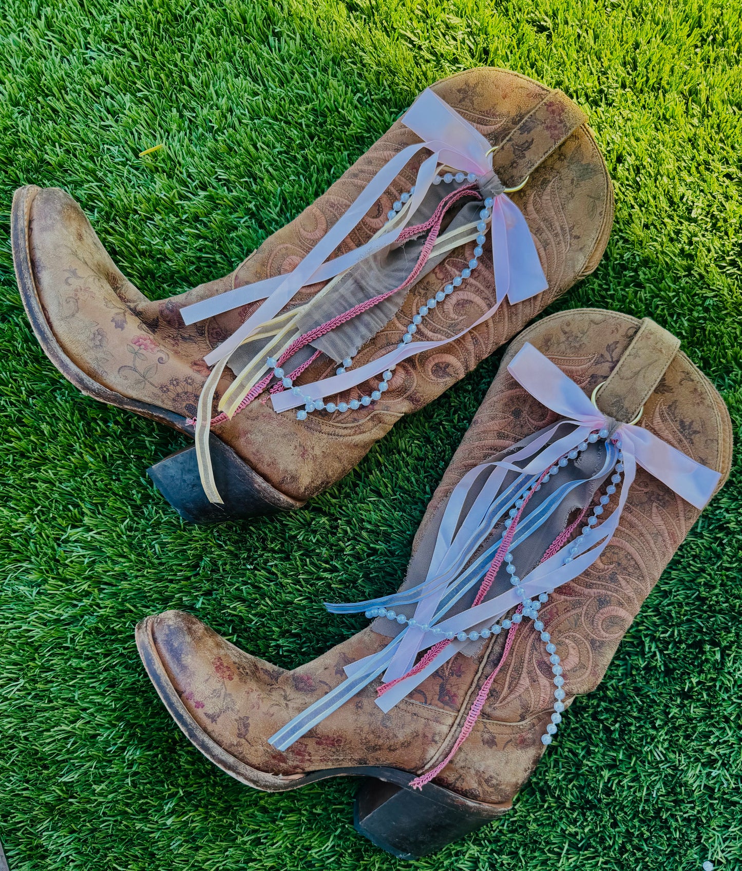 BB- Light pink 1 BOOT BOWS