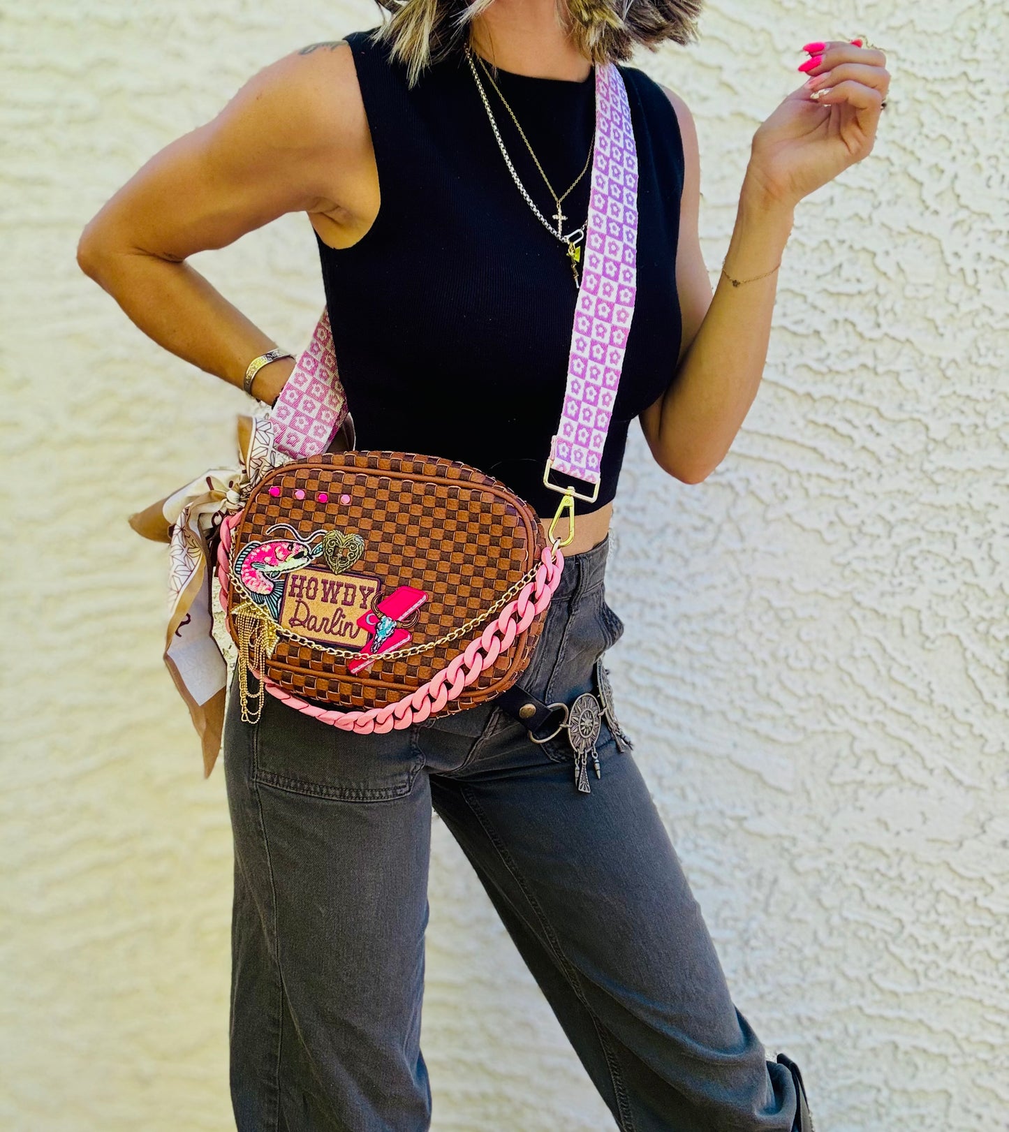 BBBC-HOWDY DARLIN SEWN CONCHO -CHECKERED BROWN OG *Page Bag*