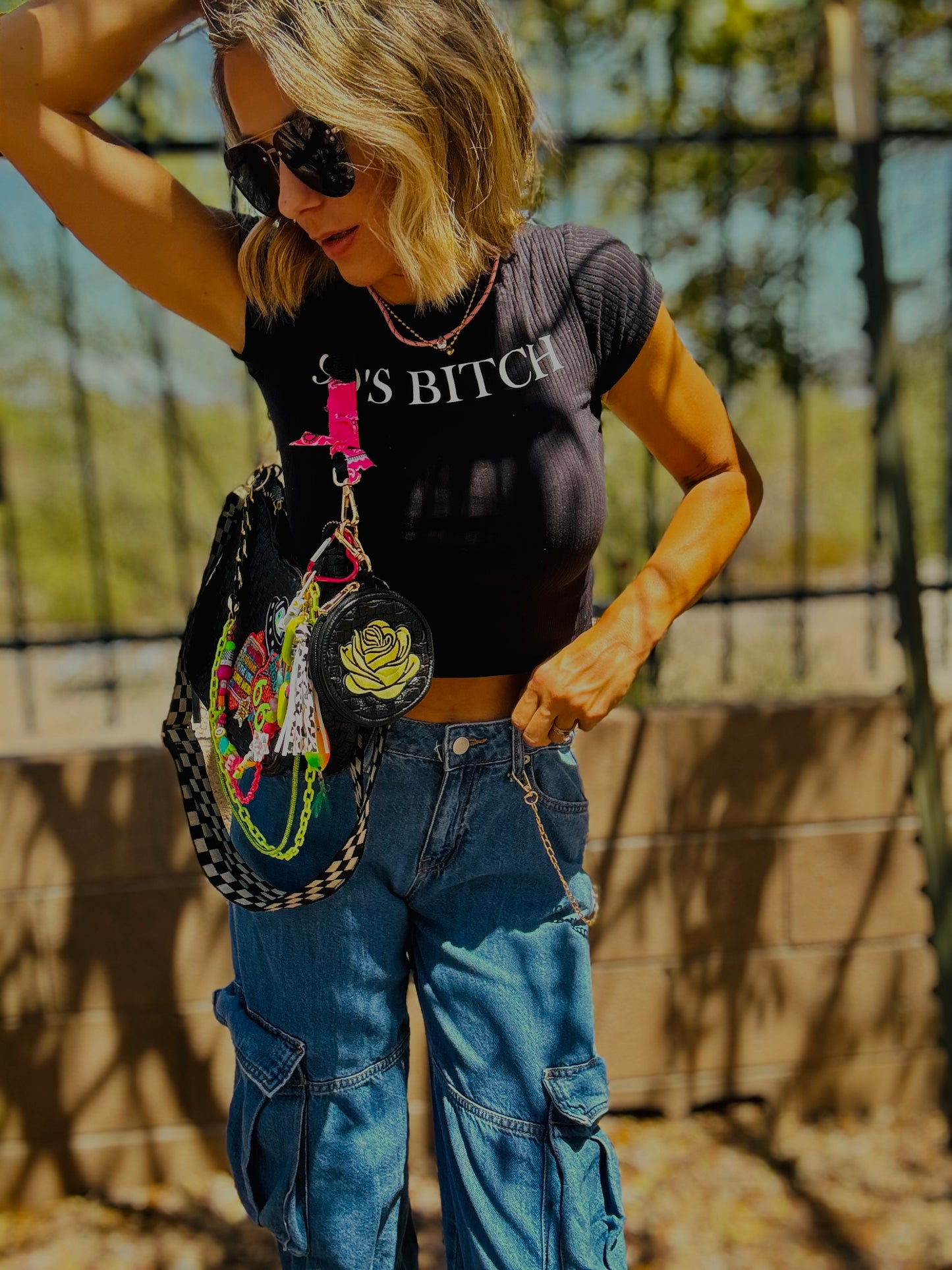 CC-embrace the weird alien babe +** The Havasu  **3 STRAPS INCLUDED